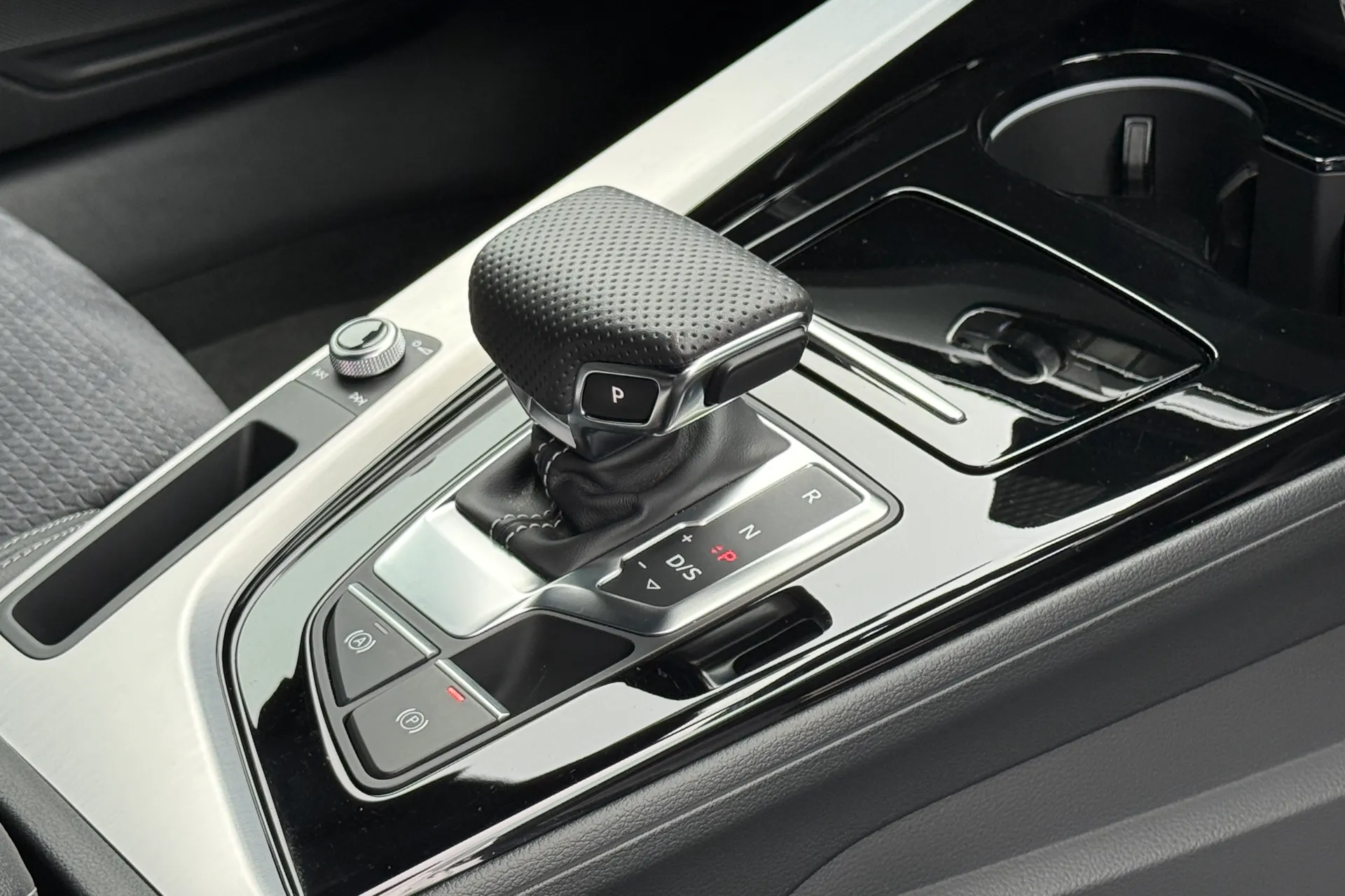 Audi A5 thumbnail image number 16