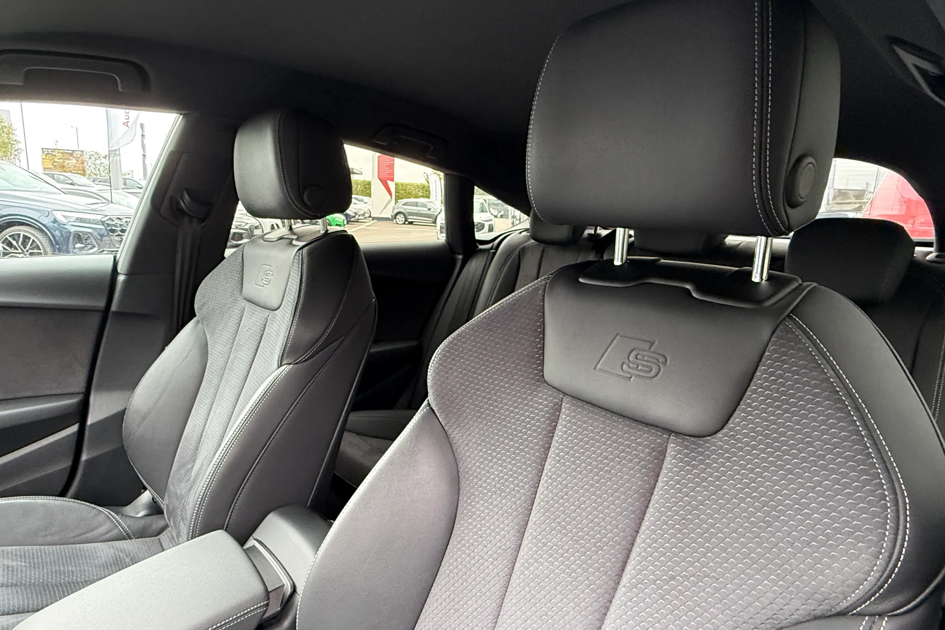 Audi A5 thumbnail image number 42