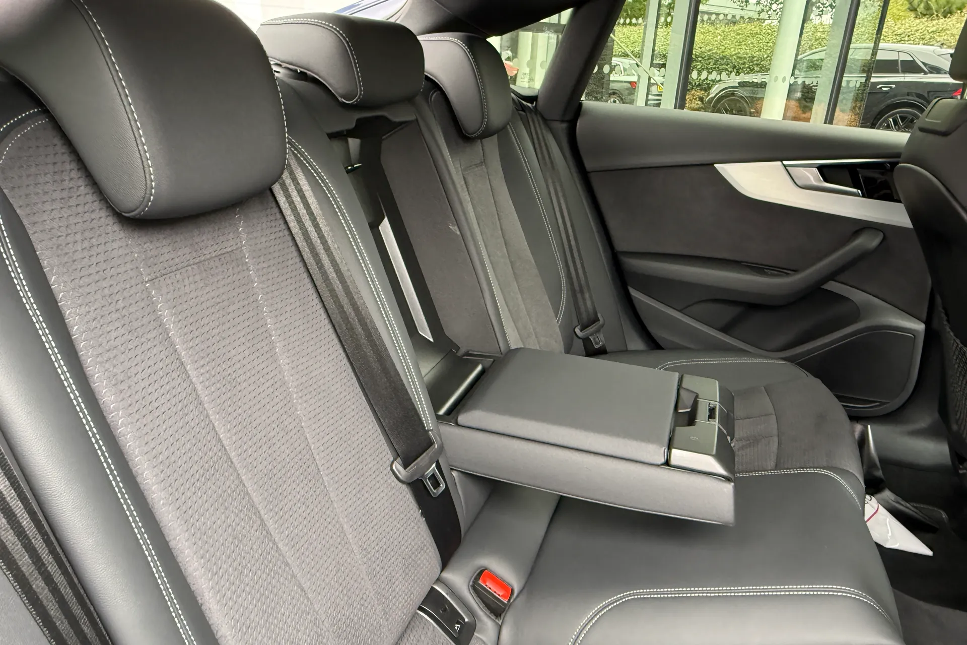 Audi A5 thumbnail image number 48