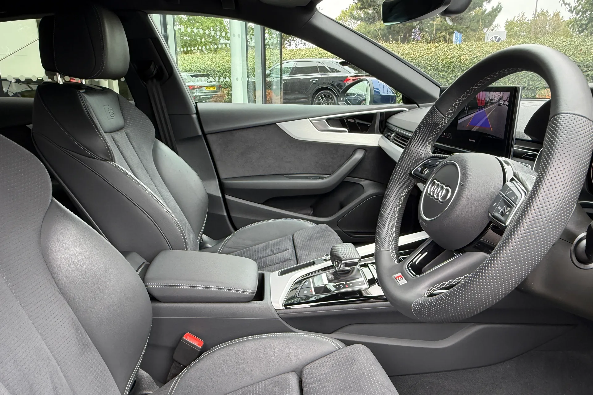 Audi A5 thumbnail image number 32