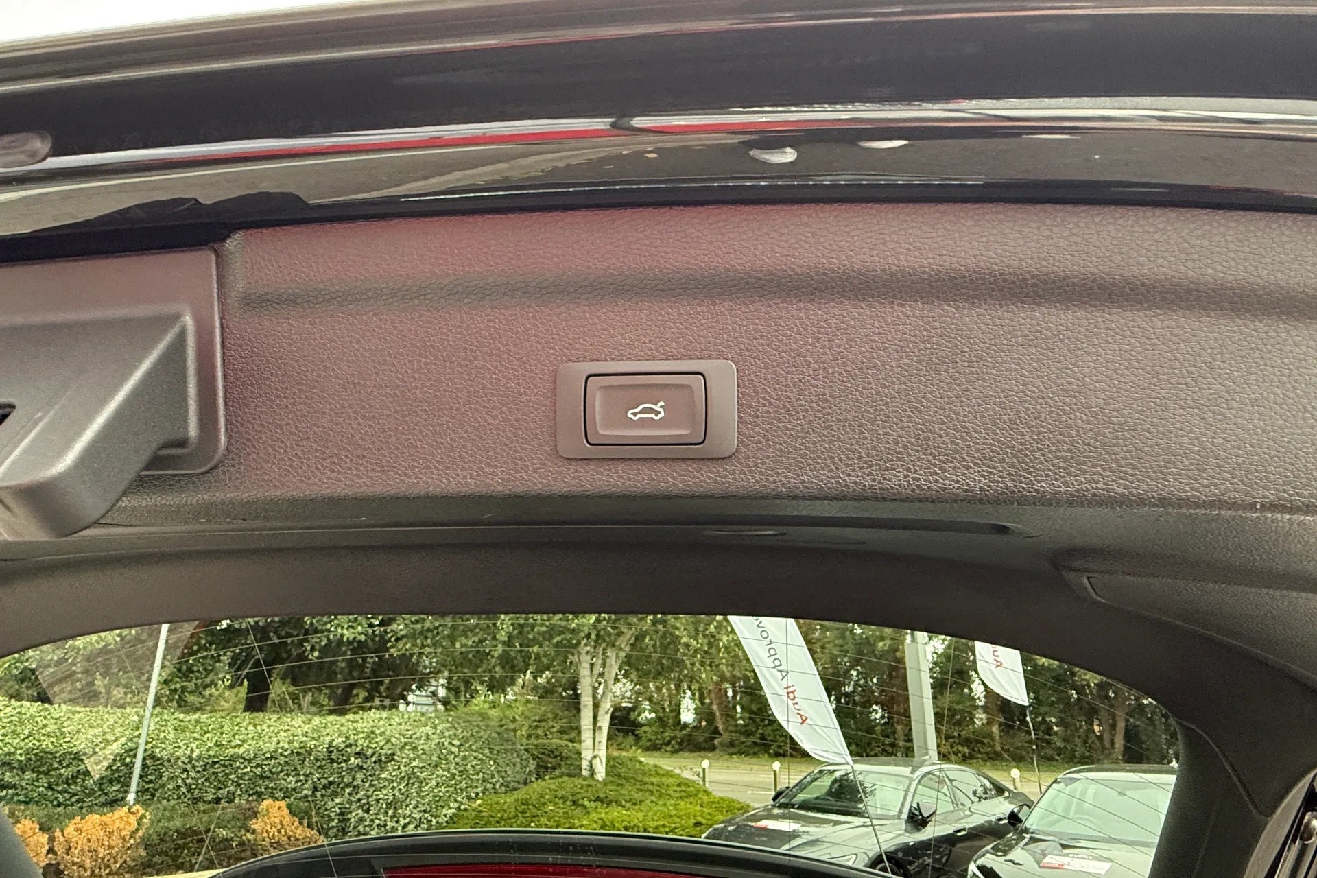 Audi Q3 thumbnail image number 43