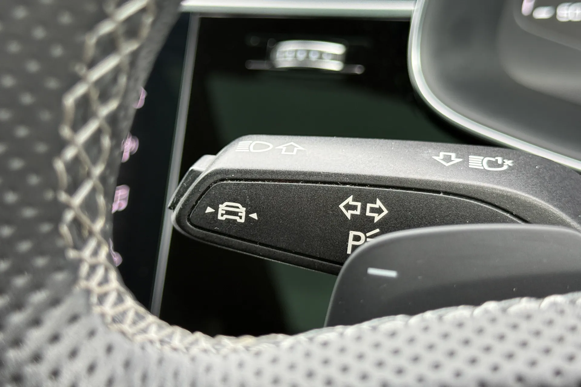 Audi Q8 thumbnail image number 26