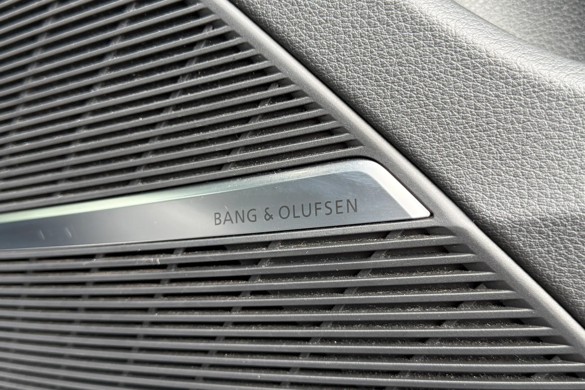 Audi Q8 thumbnail image number 22
