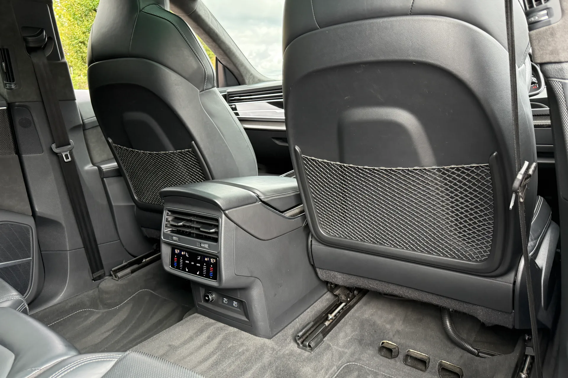 Audi Q8 thumbnail image number 58
