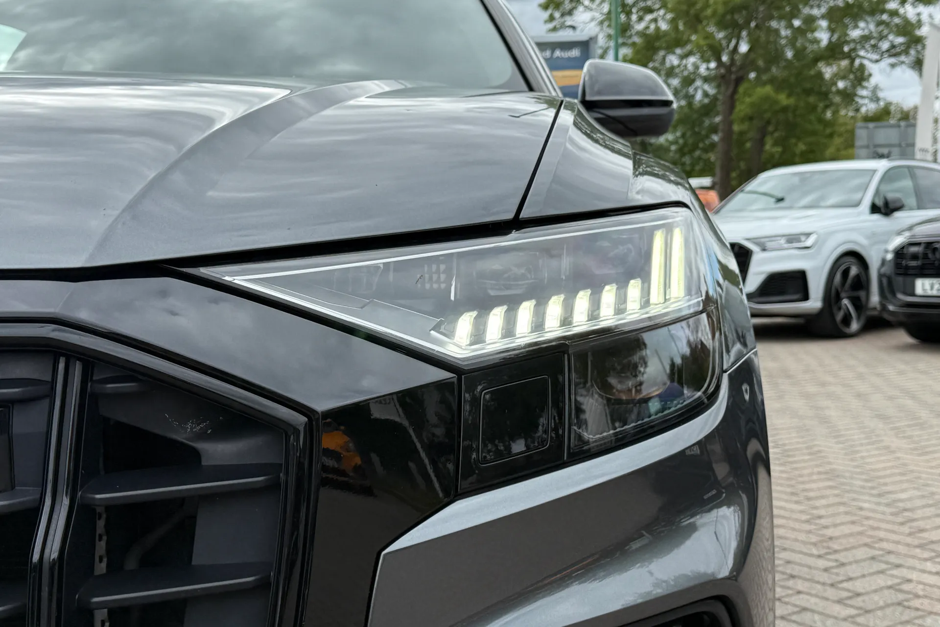 Audi Q8 thumbnail image number 65