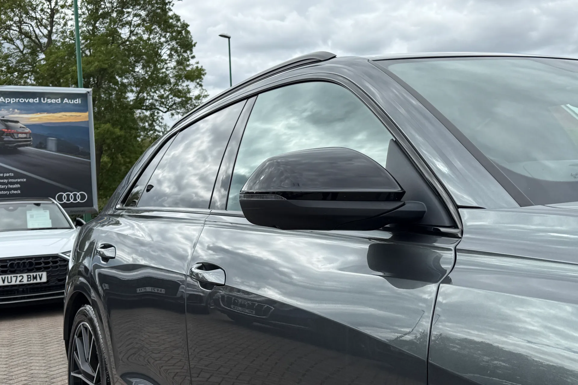 Audi Q8 thumbnail image number 61