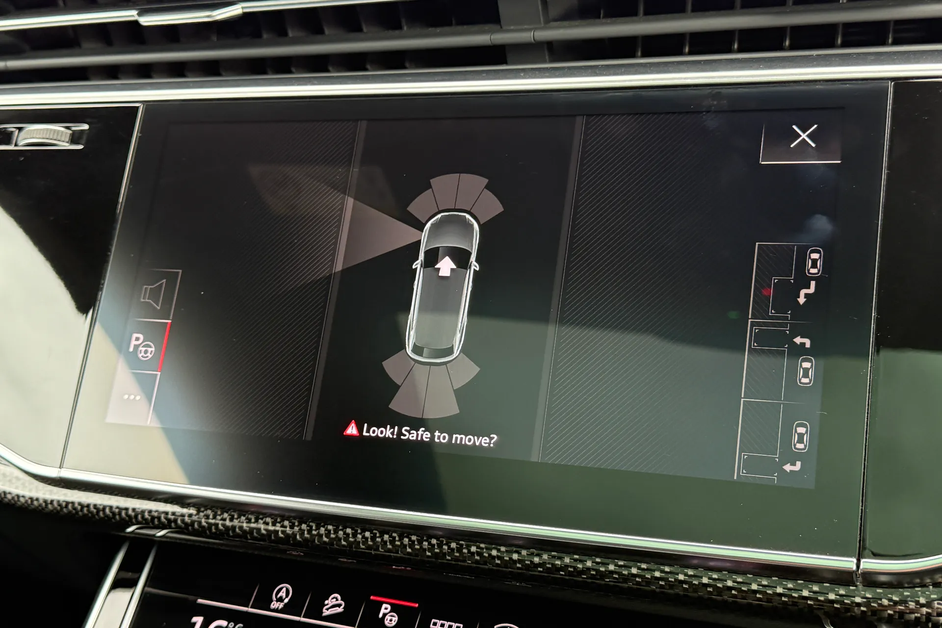 Audi Q8 thumbnail image number 12