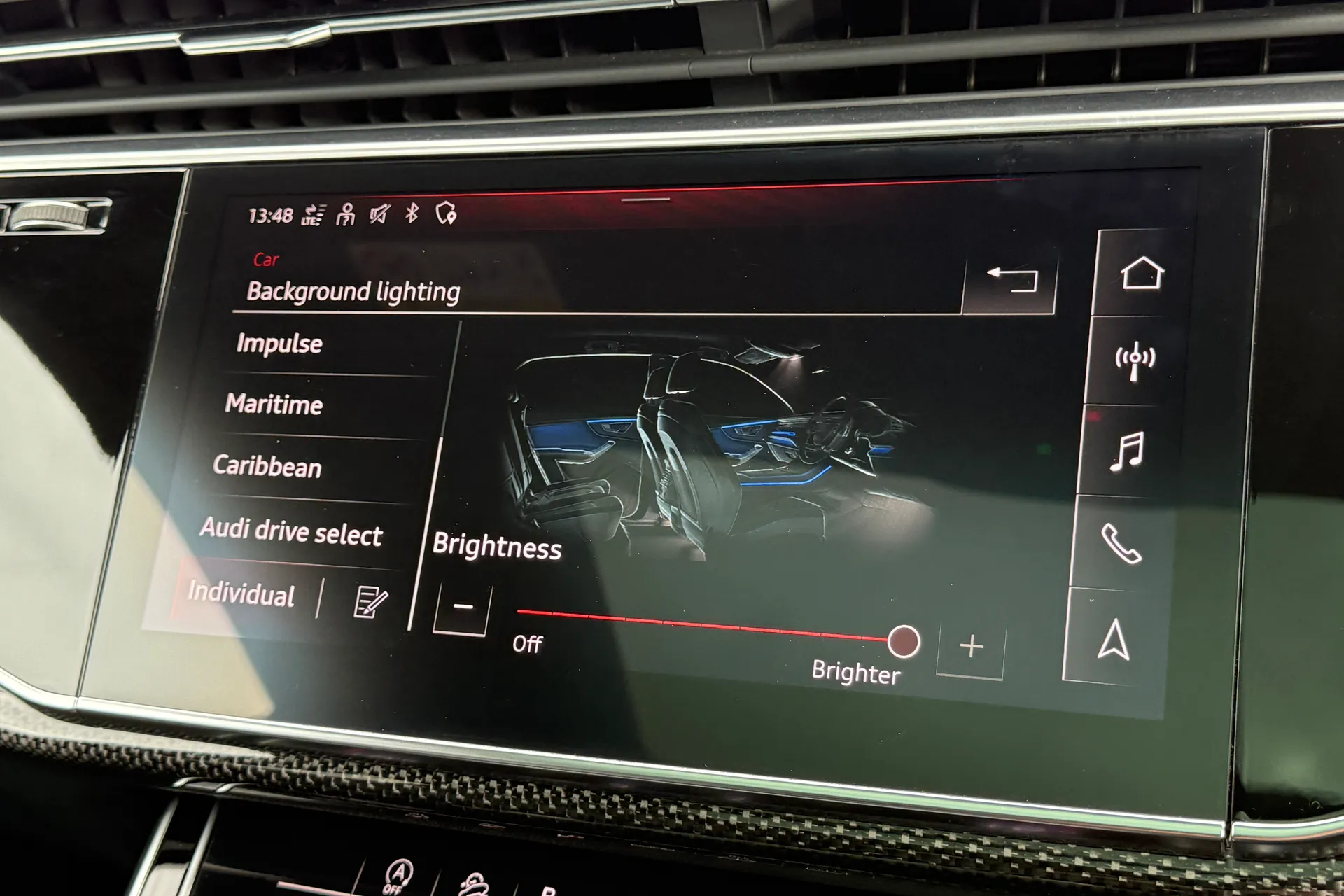 Audi Q8 thumbnail image number 15