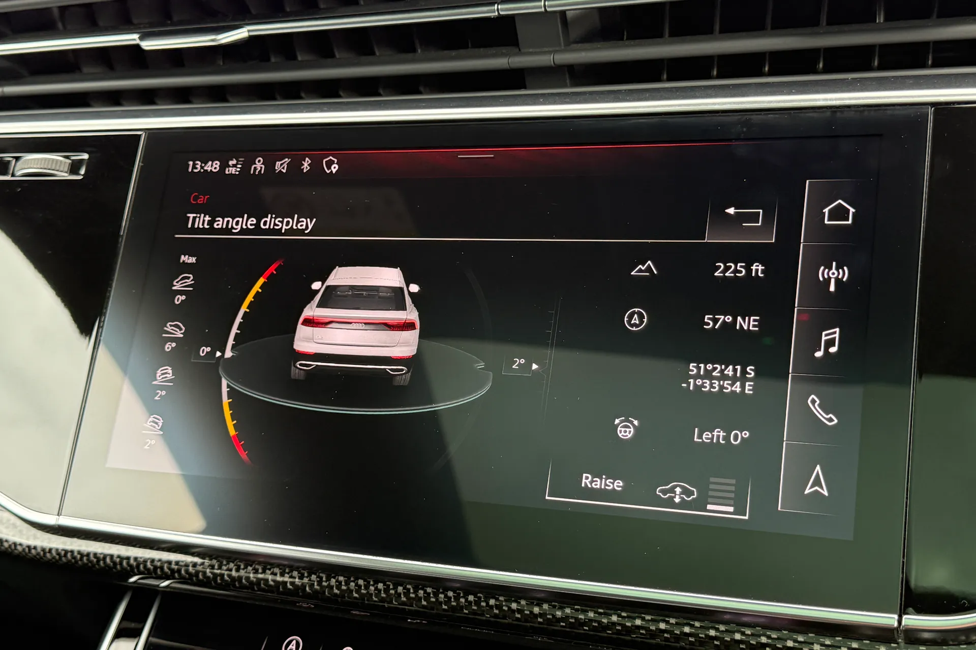 Audi Q8 thumbnail image number 16