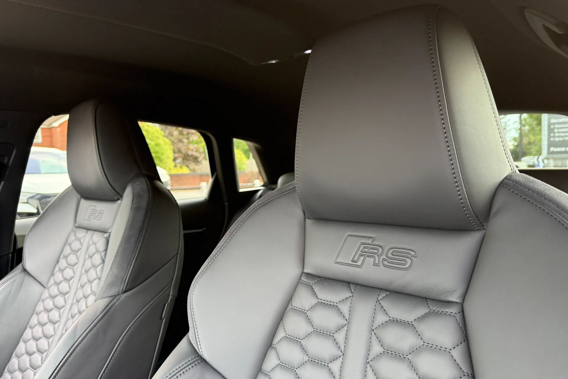 Audi RS3 thumbnail image number 35