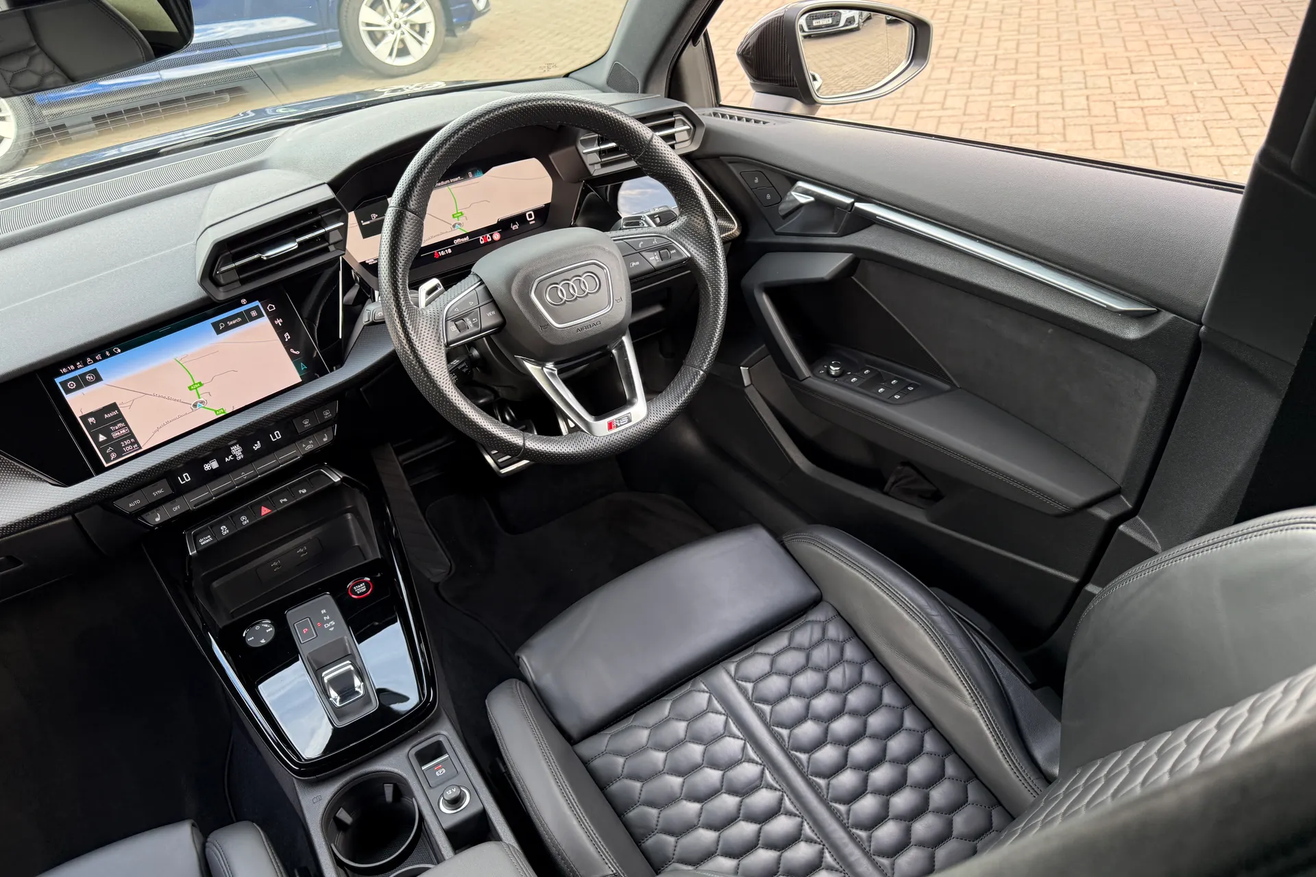 Audi RS3 thumbnail image number 45