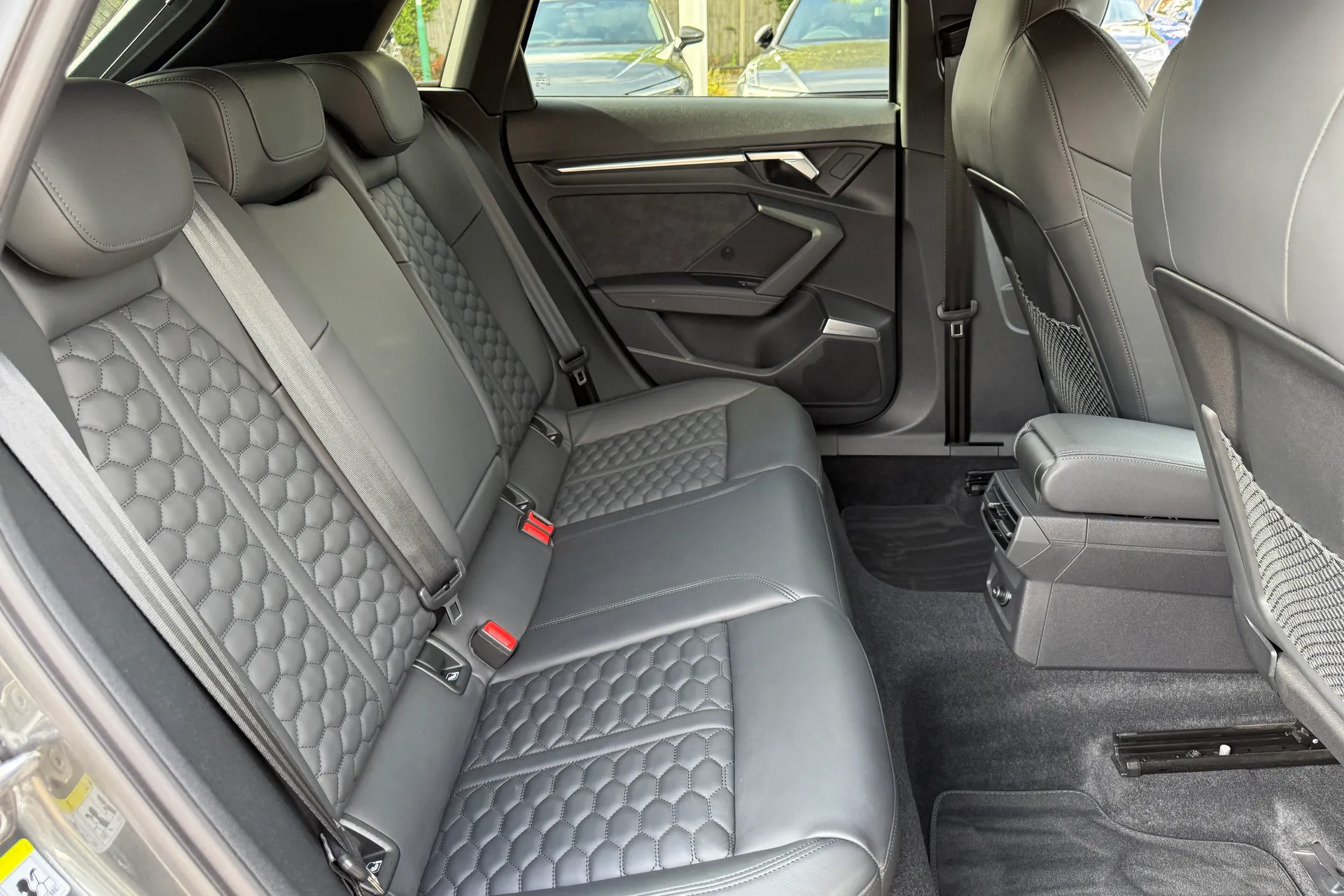 Audi RS3 thumbnail image number 48
