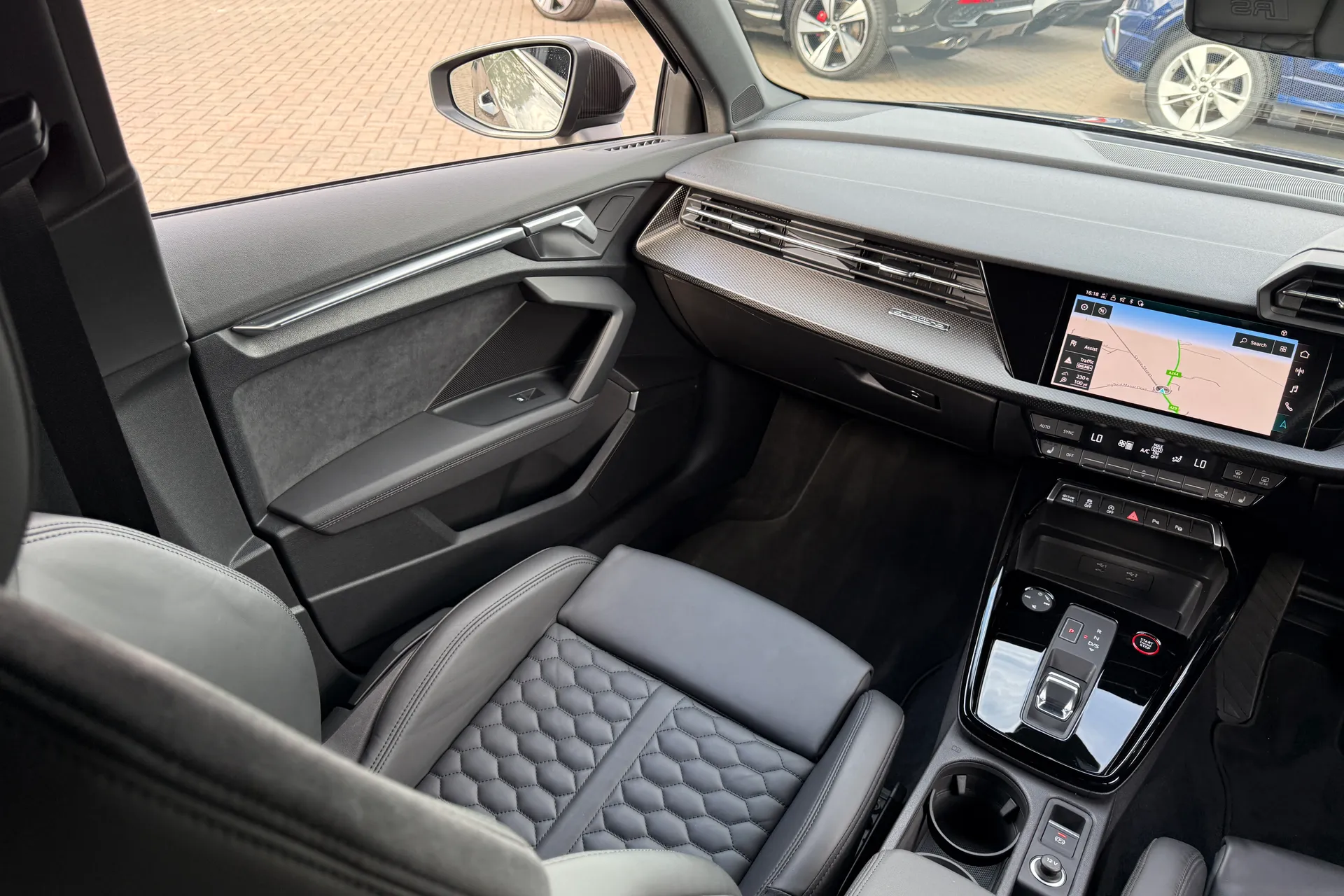 Audi RS3 thumbnail image number 42
