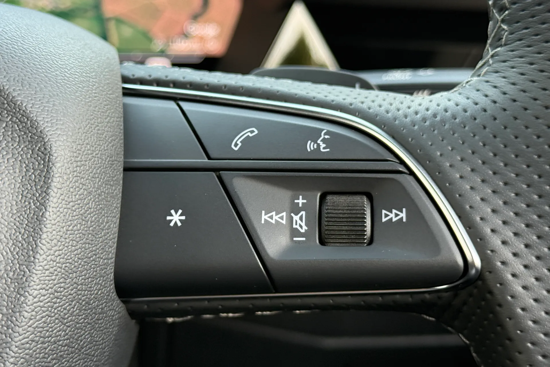 Audi A3 thumbnail image number 31