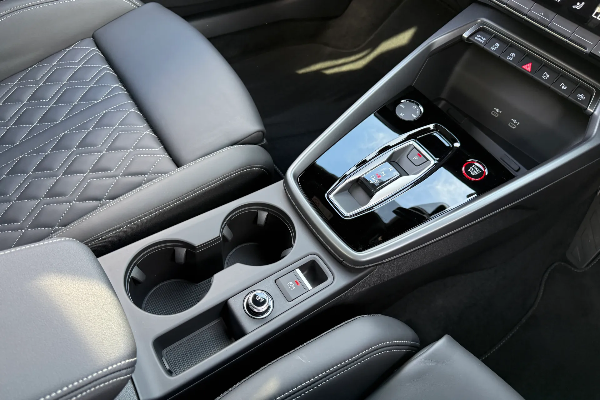 Audi A3 thumbnail image number 51