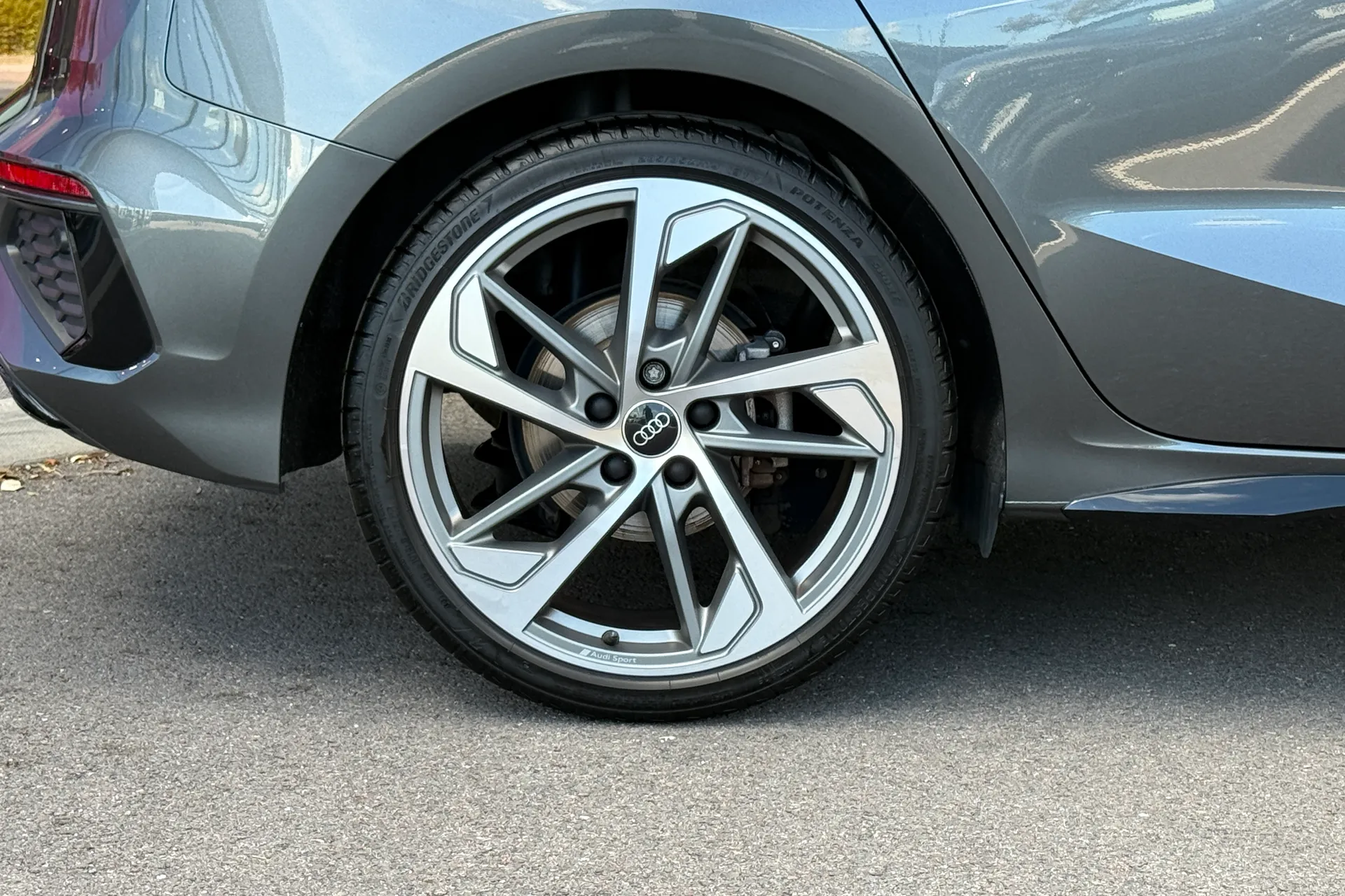 Audi A3 thumbnail image number 25