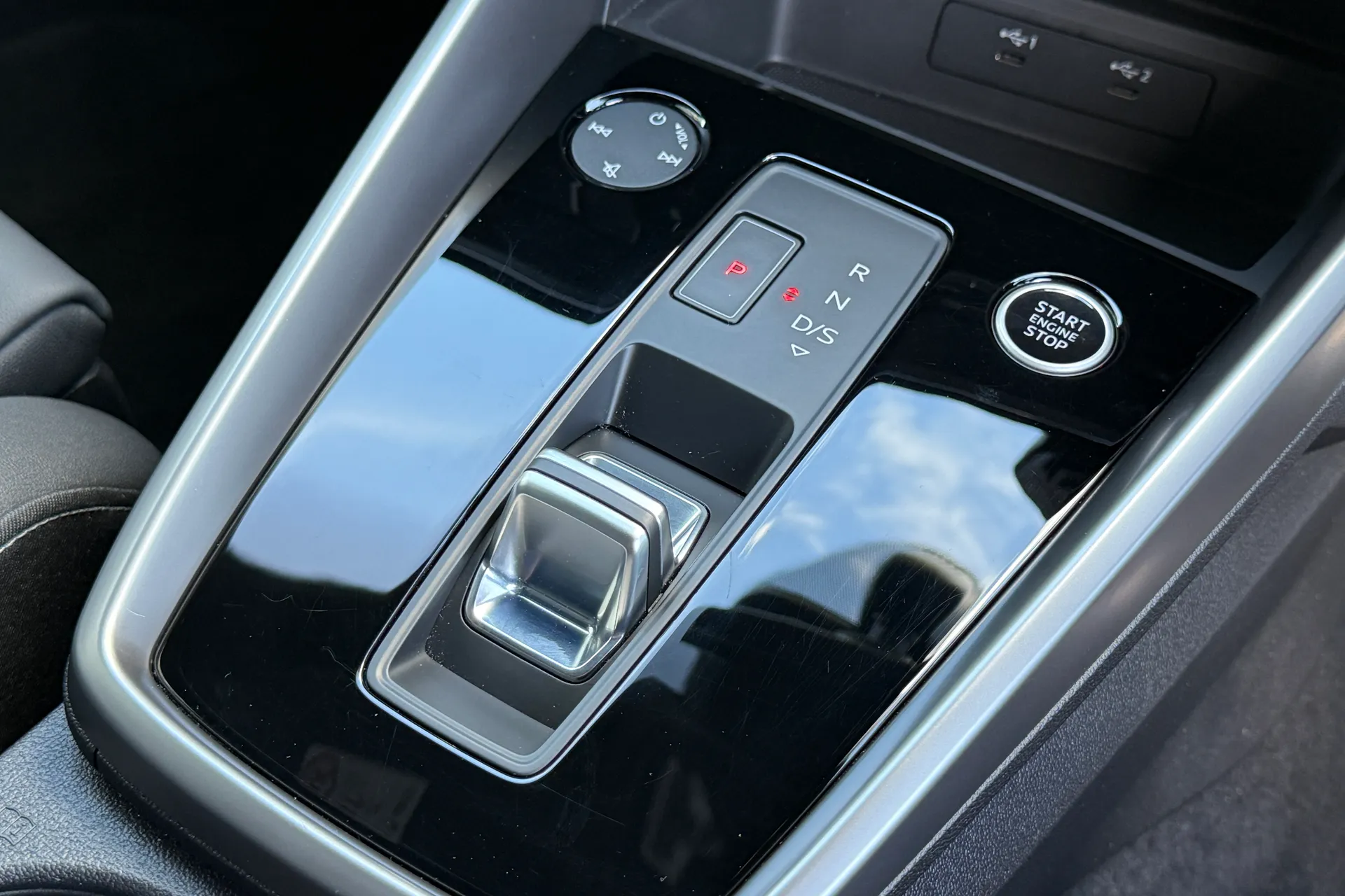 Audi A3 thumbnail image number 18