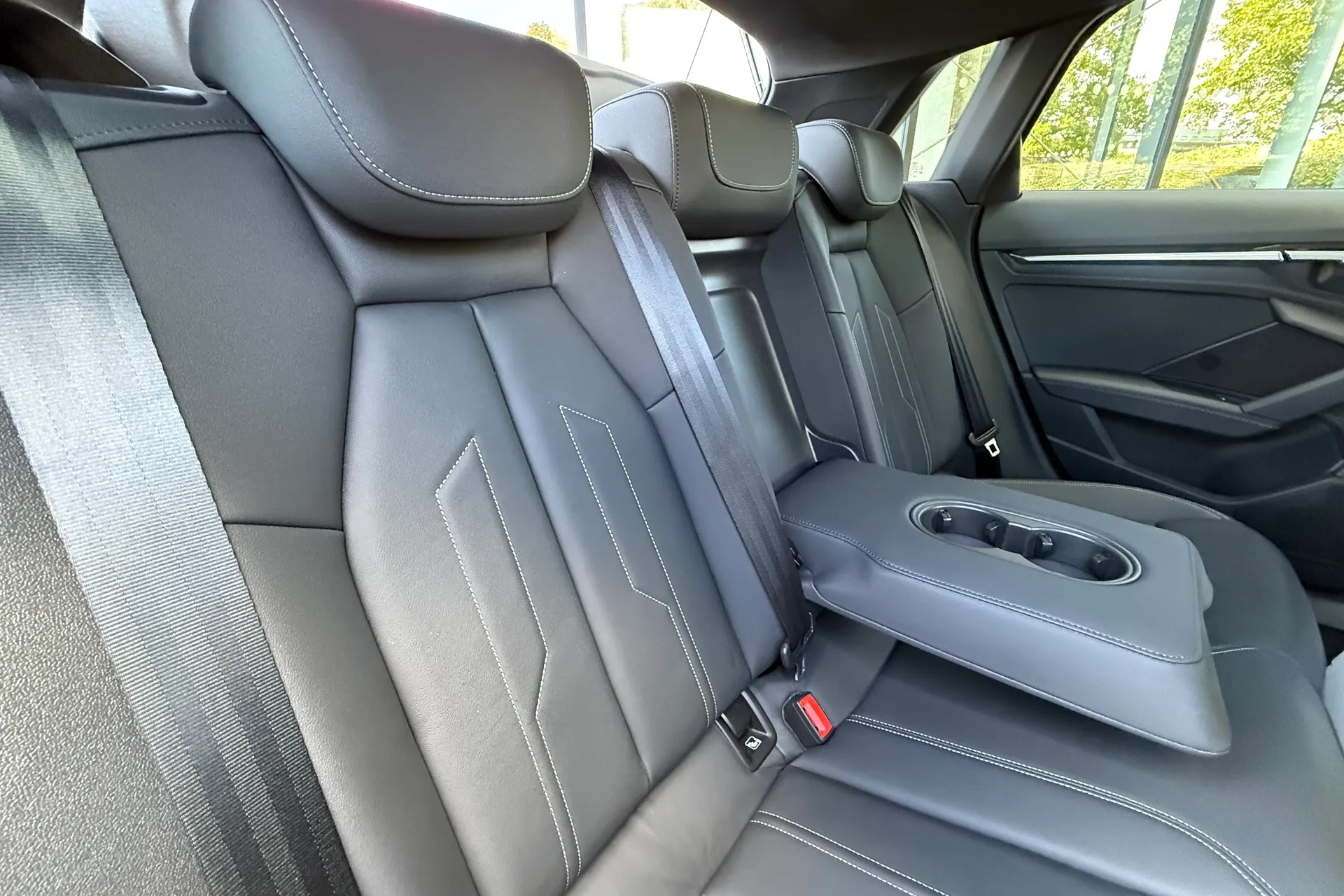 Audi A3 thumbnail image number 46