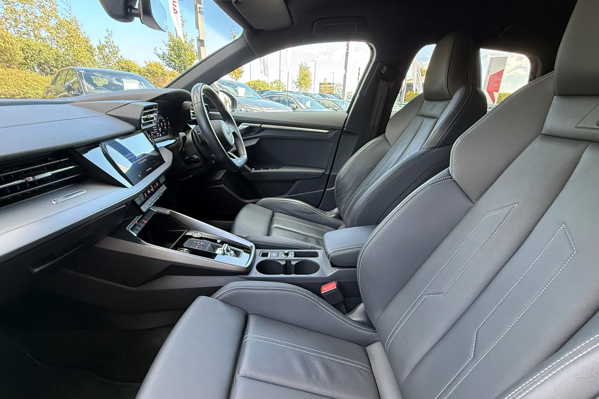 Audi A3 thumbnail image number 38