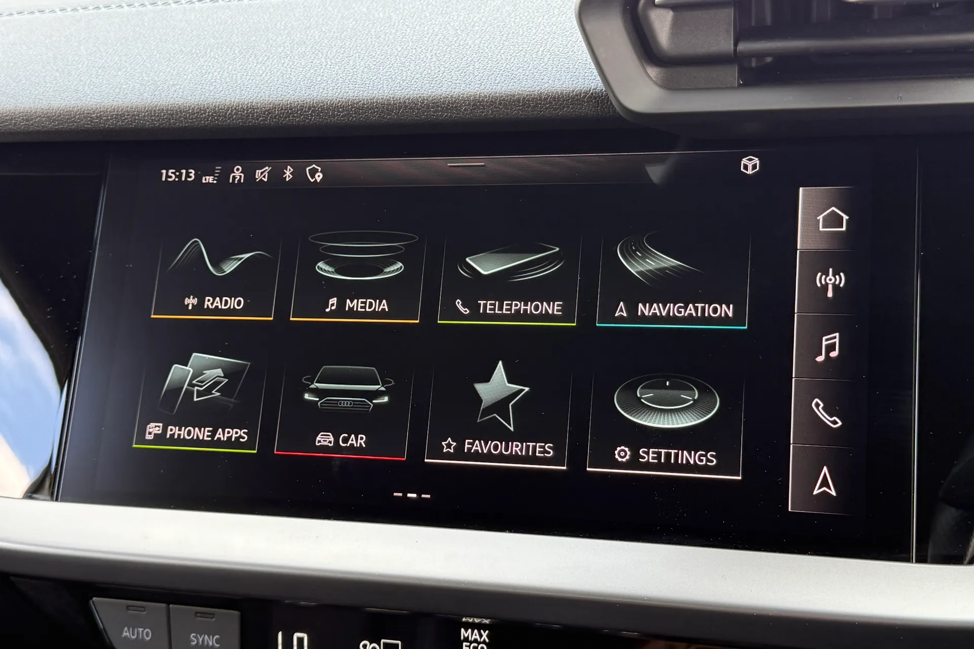 Audi A3 thumbnail image number 13