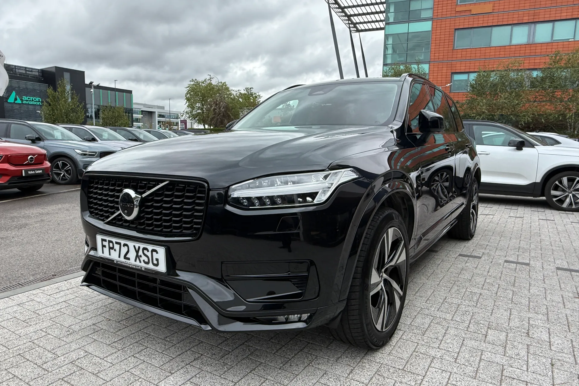 Volvo XC90 thumbnail image number 16