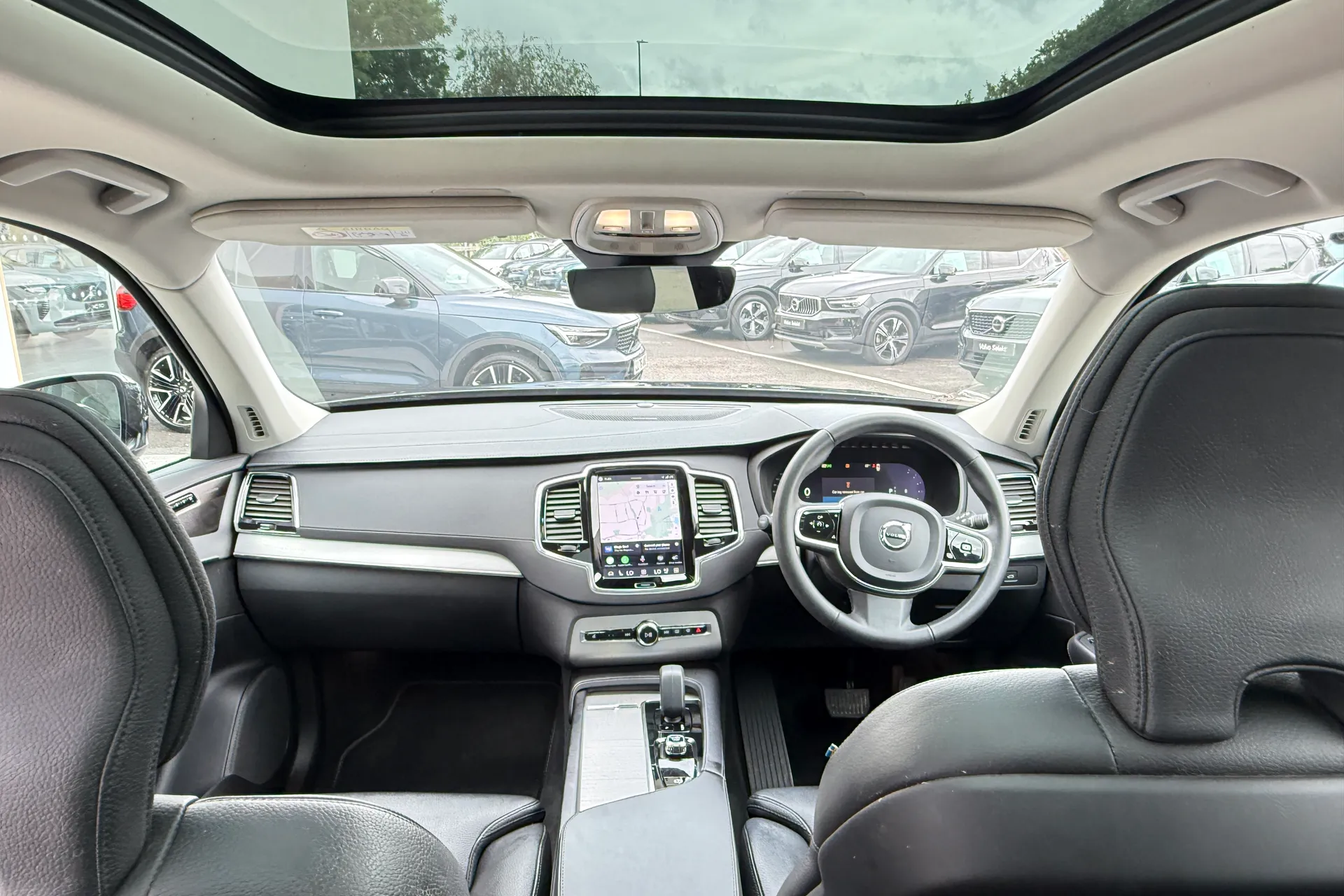Volvo XC90 thumbnail image number 3