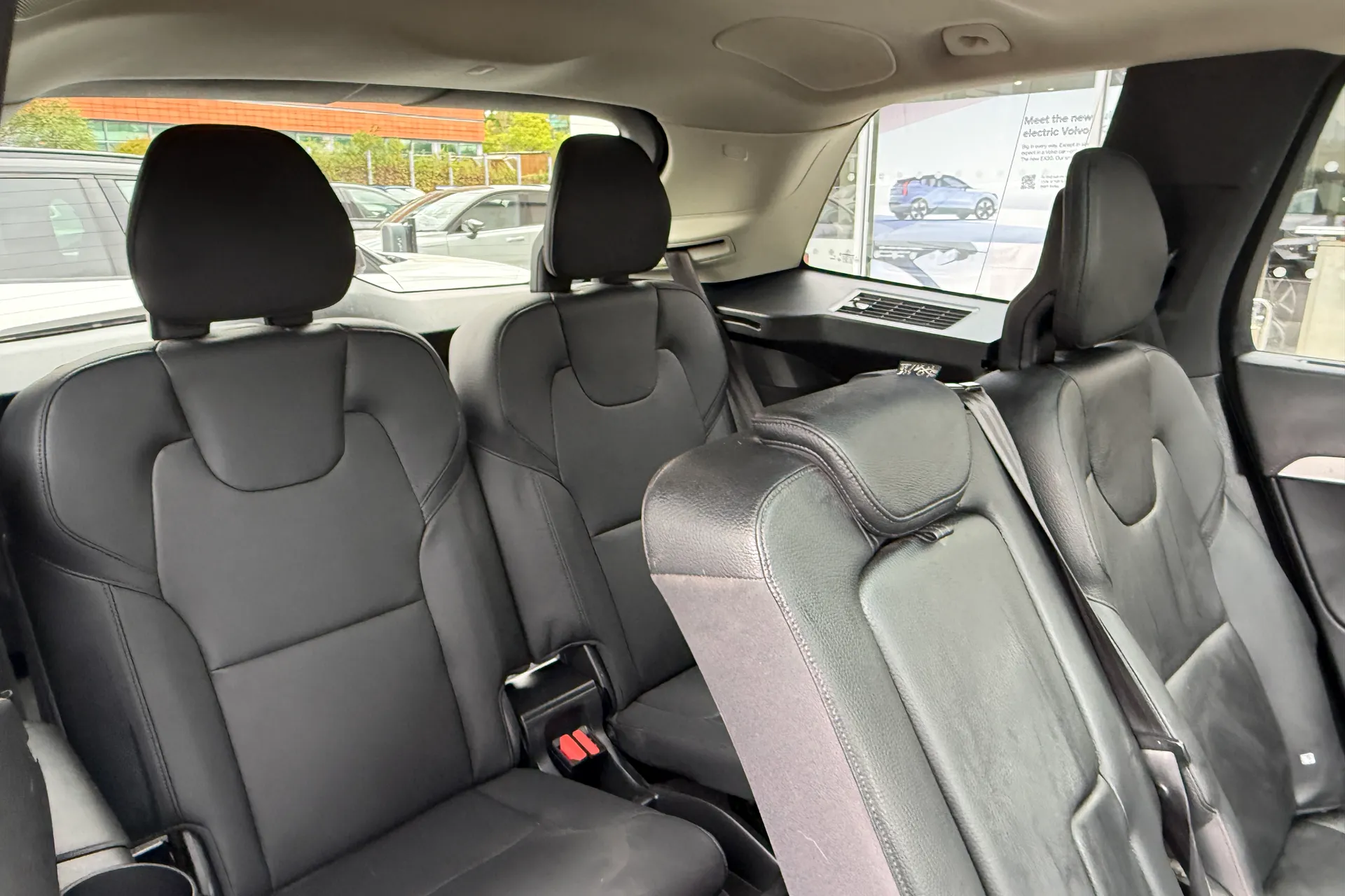Volvo XC90 thumbnail image number 9