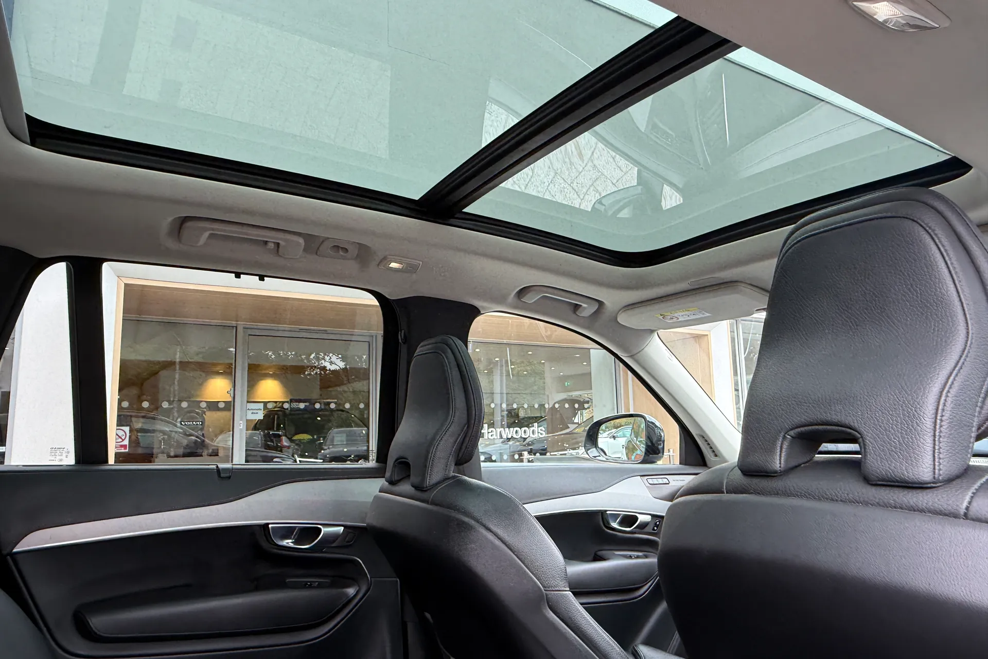 Volvo XC90 thumbnail image number 27