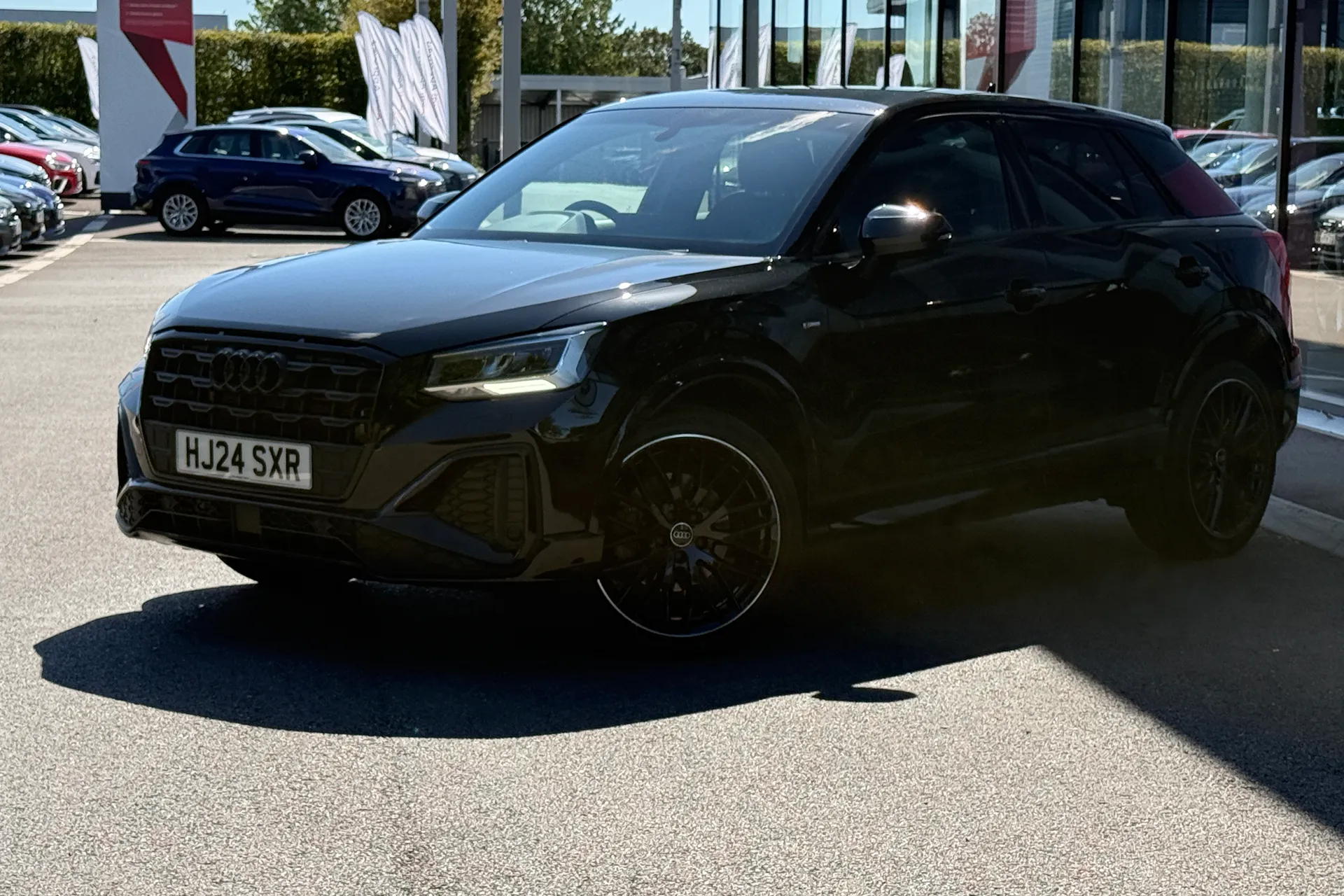 Audi Q2 thumbnail image number 8