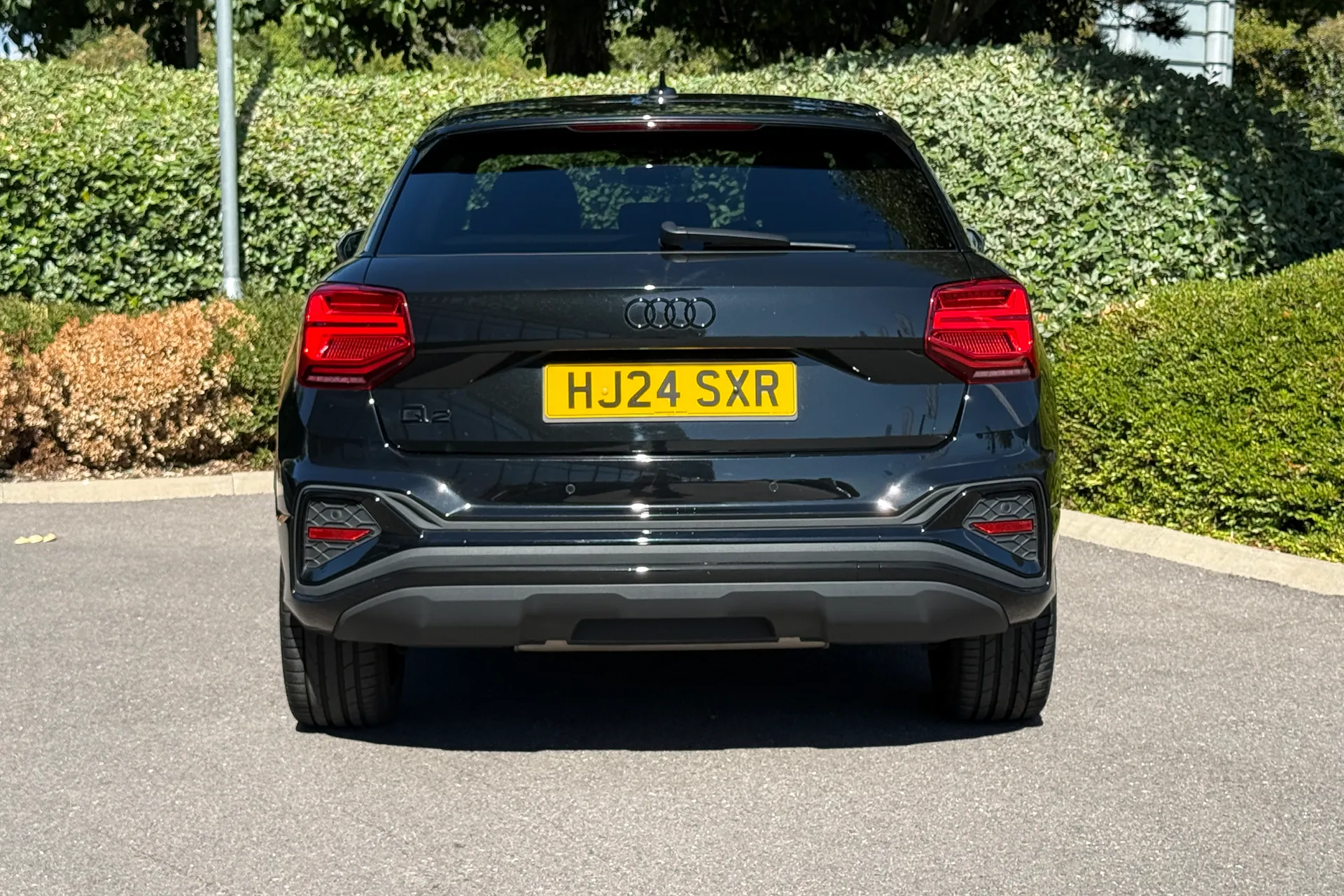 Audi Q2 thumbnail image number 10