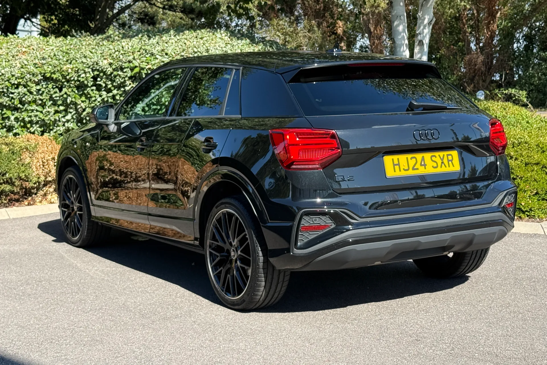 Audi Q2 thumbnail image number 13