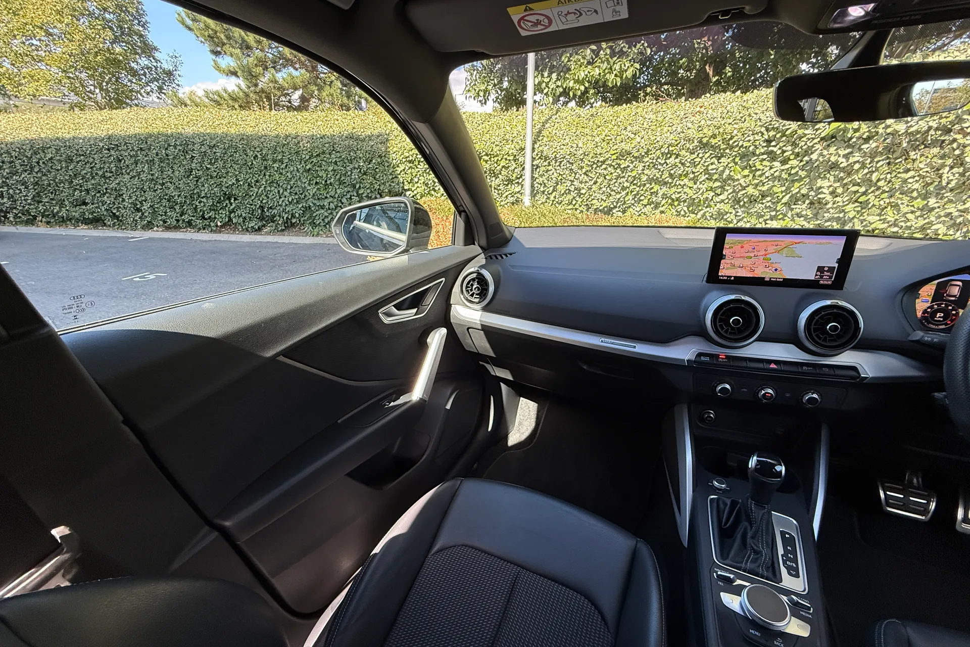 Audi Q2 thumbnail image number 48