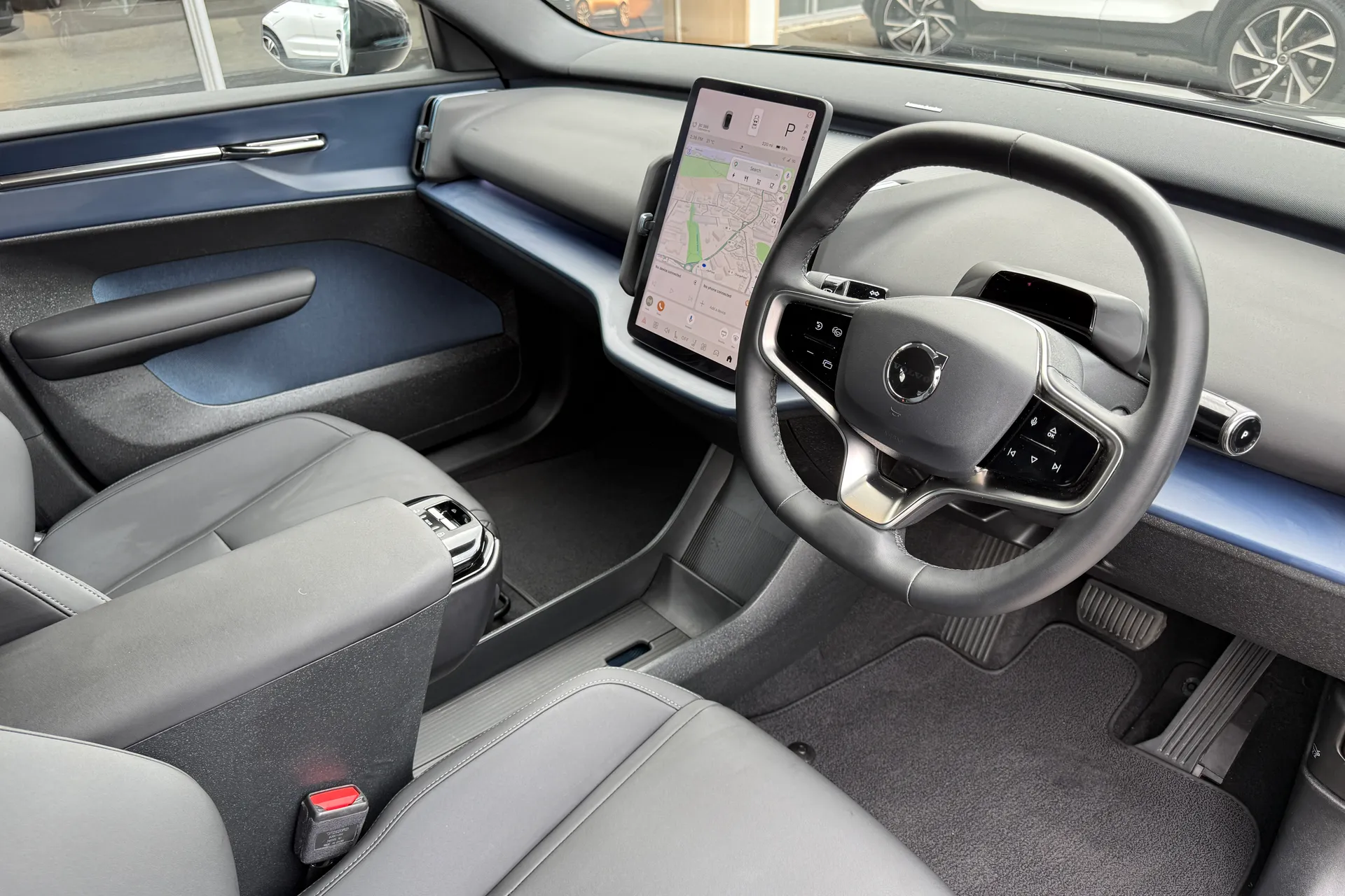 Volvo EX30 thumbnail image number 24