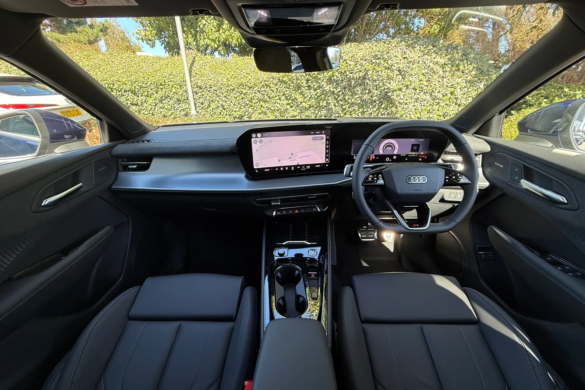 Audi Q3 thumbnail image number 57