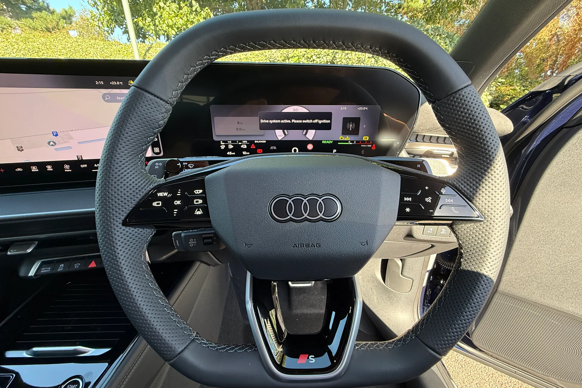 Audi Q3 thumbnail image number 26