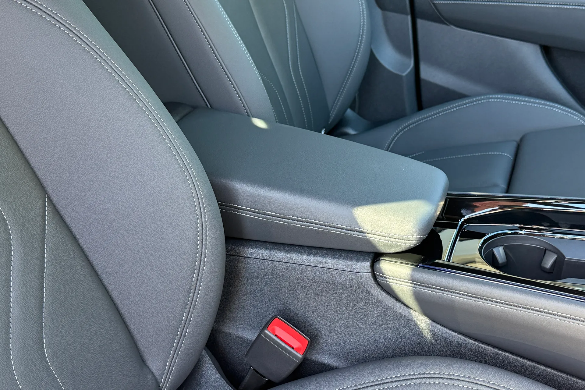 Audi Q3 thumbnail image number 25