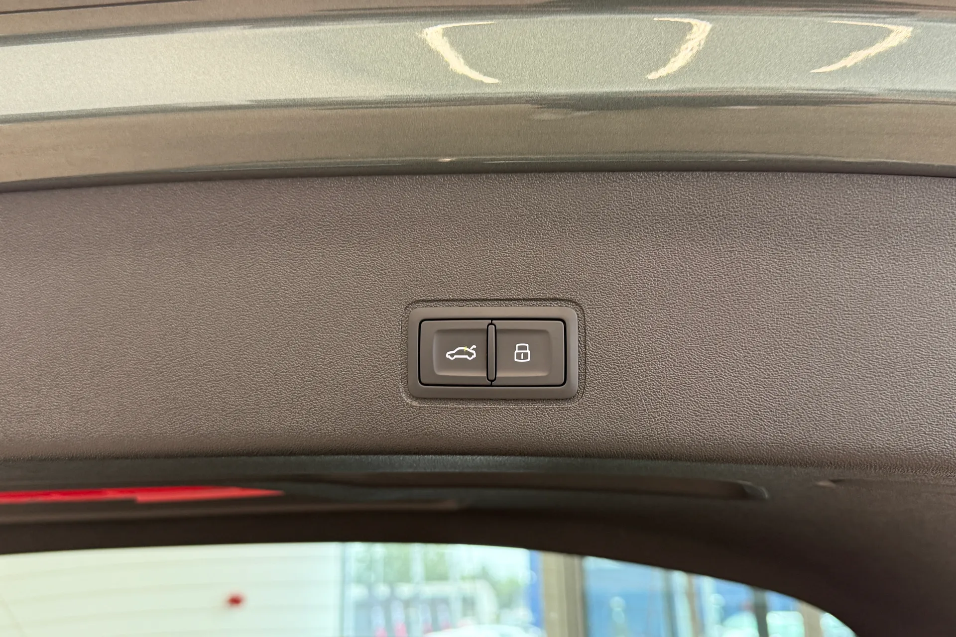 Audi Q3 thumbnail image number 17