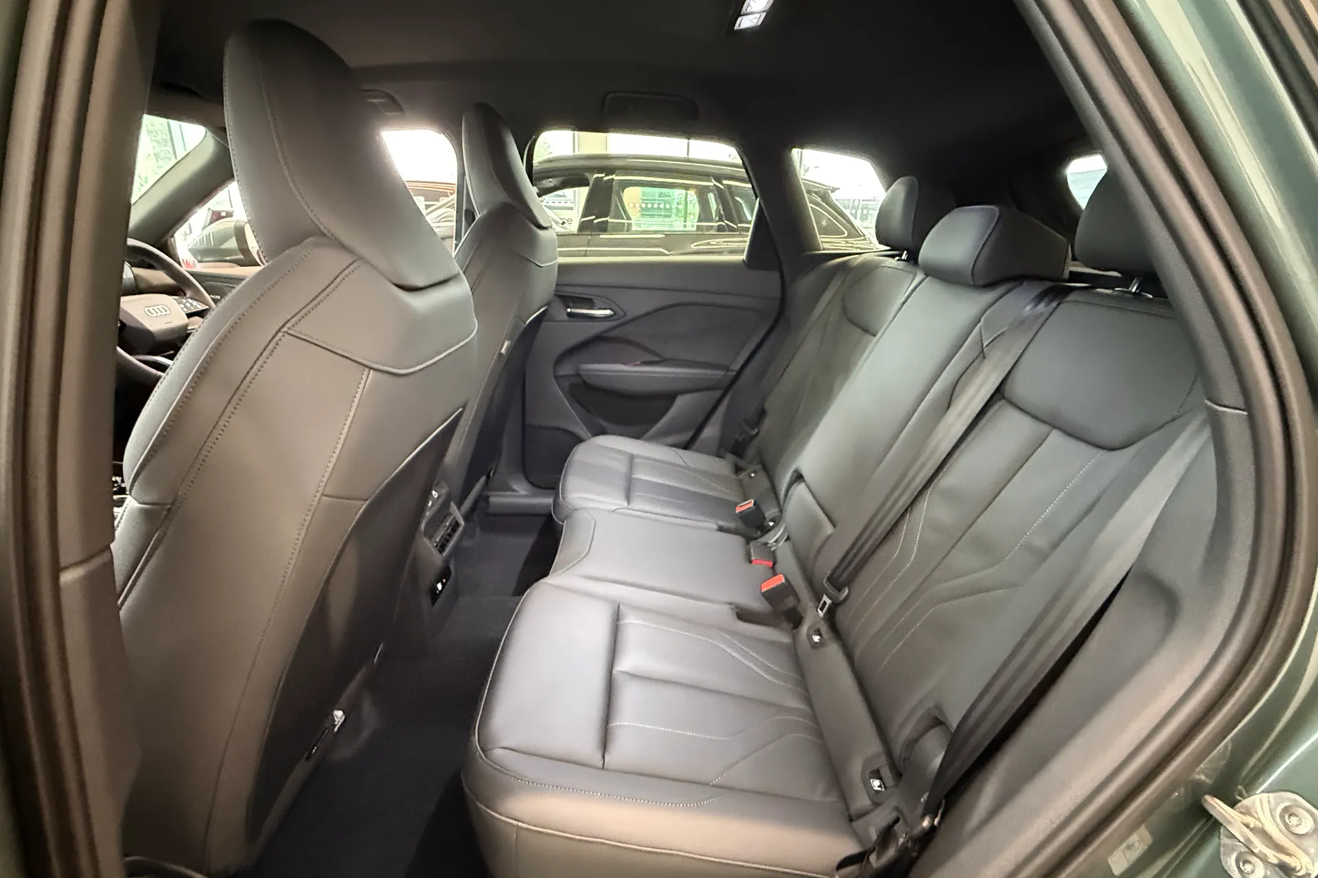 Audi Q3 thumbnail image number 44