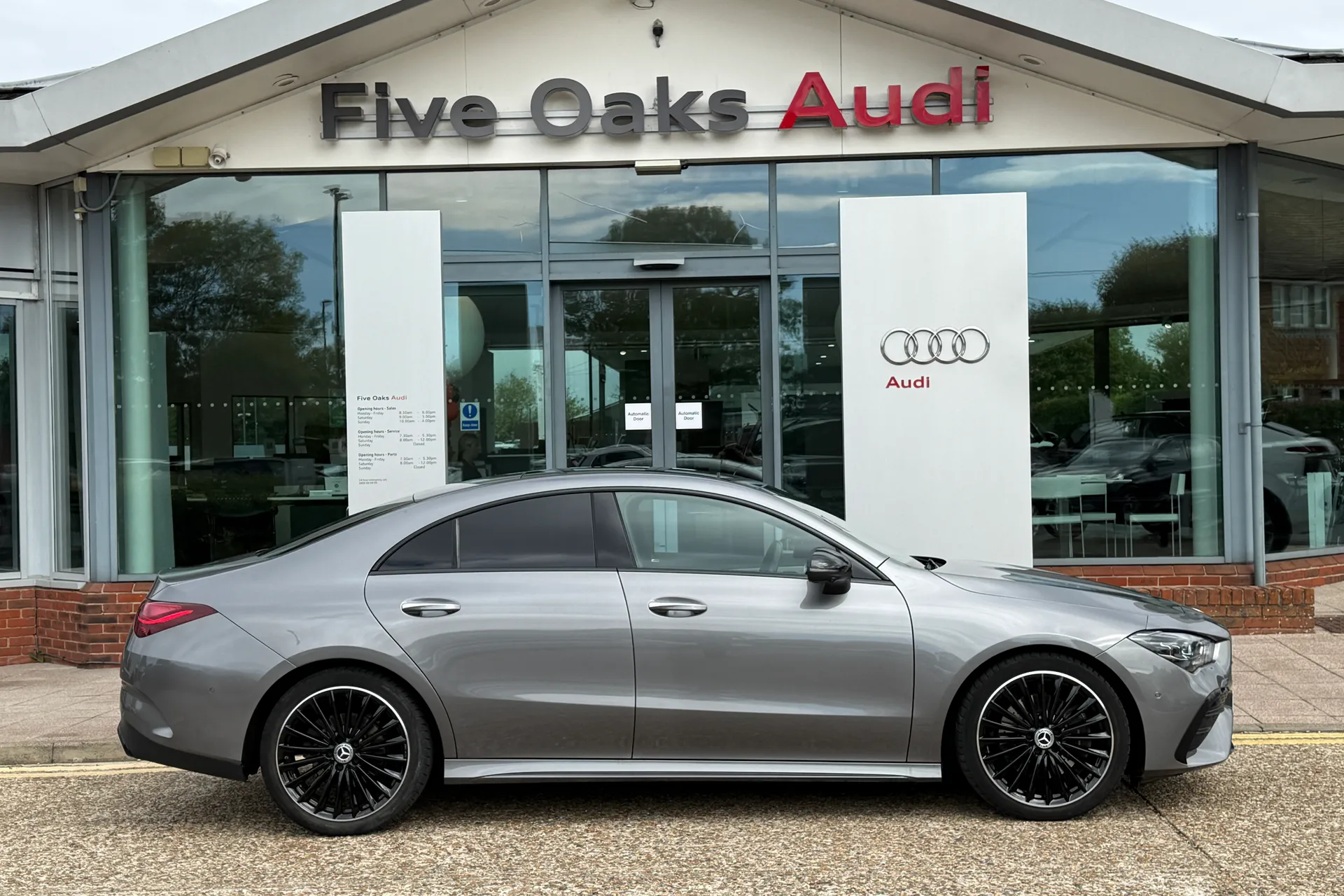 MERCEDES-BENZ CLA thumbnail image number 2