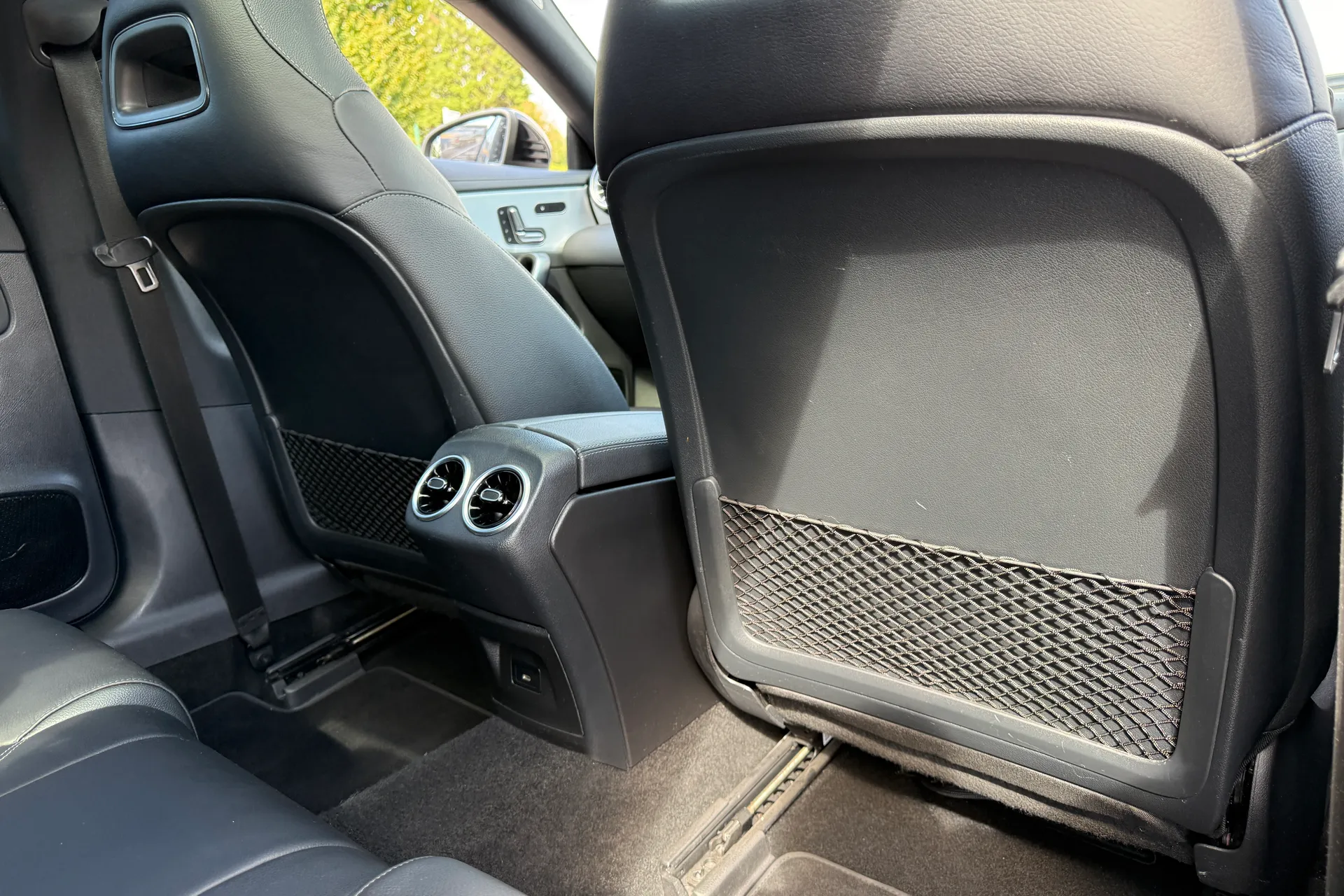 MERCEDES-BENZ CLA thumbnail image number 45