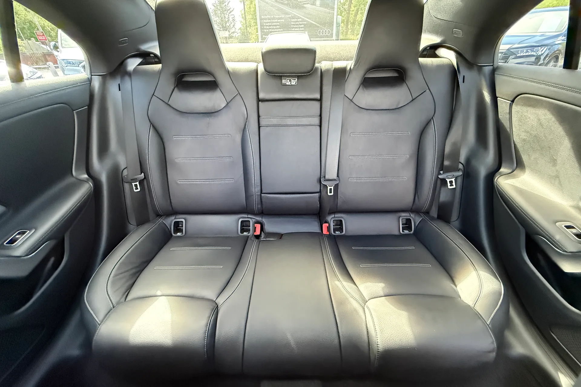 MERCEDES-BENZ CLA thumbnail image number 37