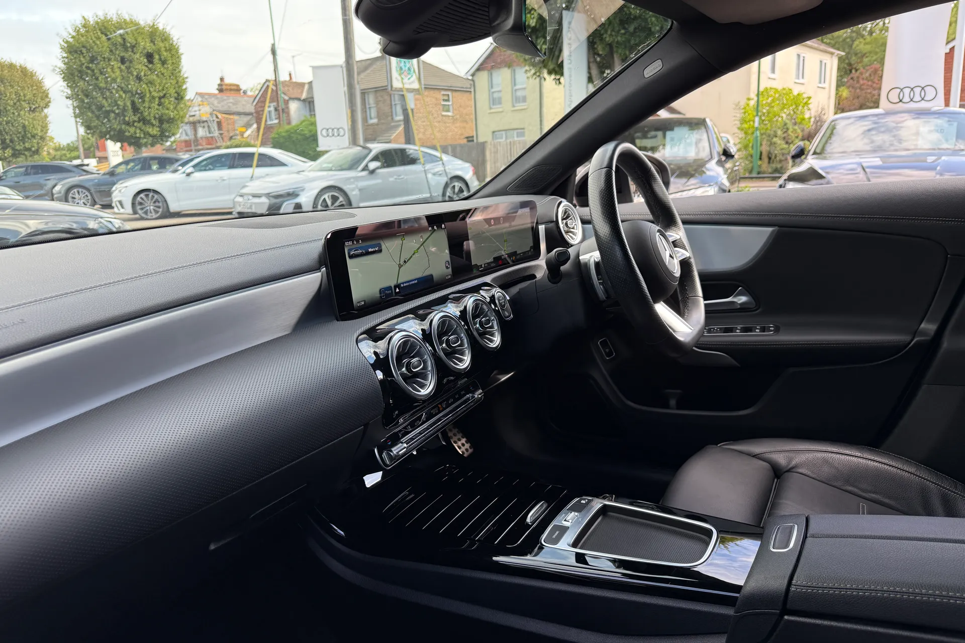 MERCEDES-BENZ CLA thumbnail image number 27