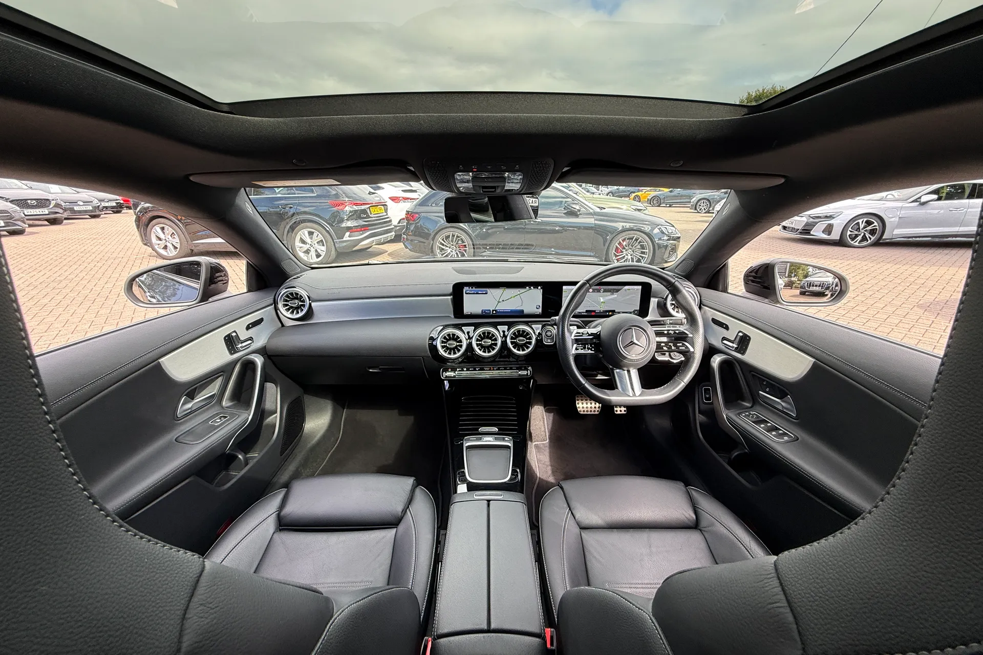 MERCEDES-BENZ CLA thumbnail image number 3