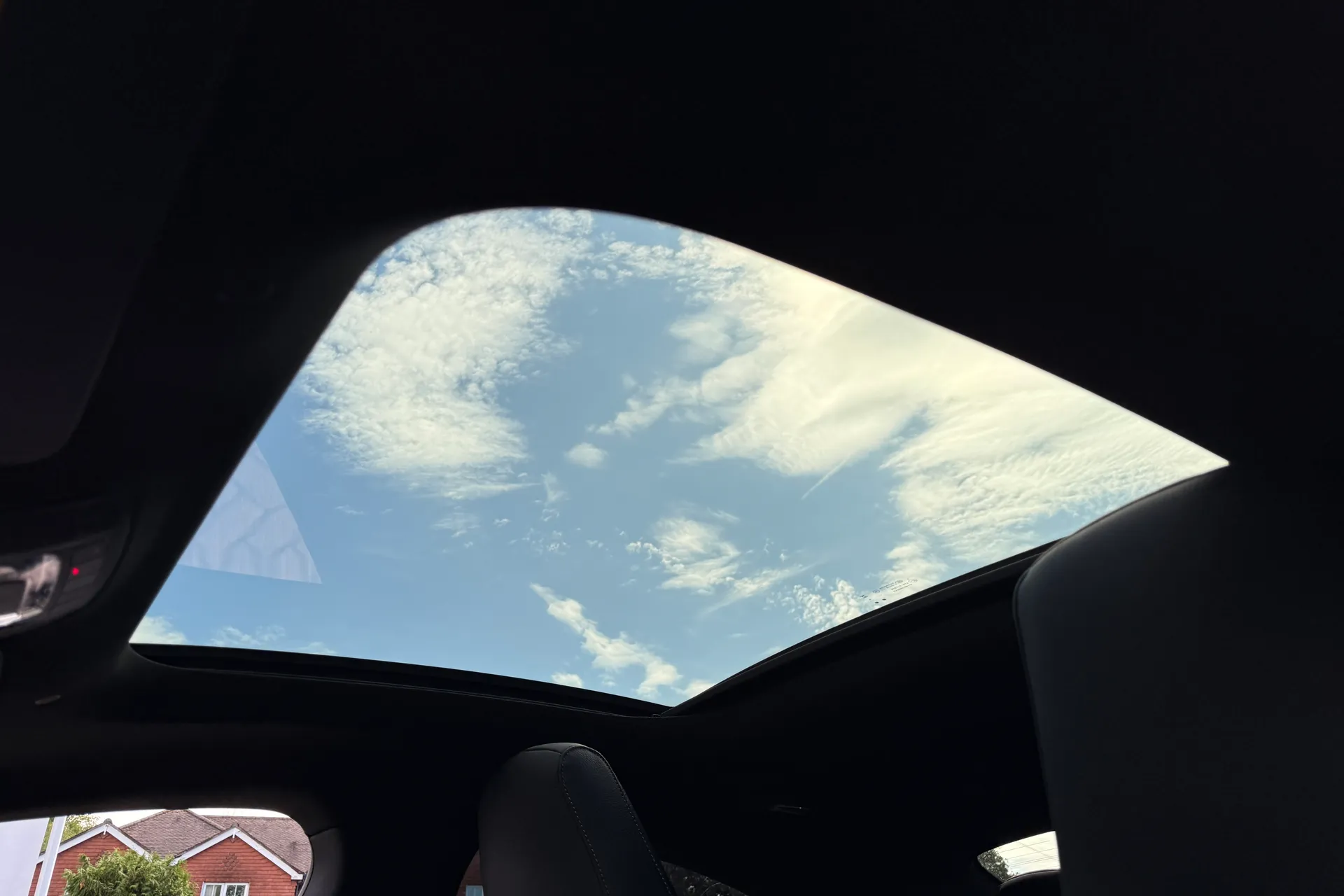 MERCEDES-BENZ CLA thumbnail image number 31