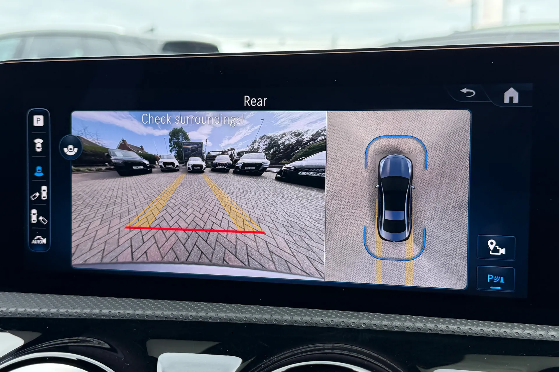 MERCEDES-BENZ CLA thumbnail image number 4