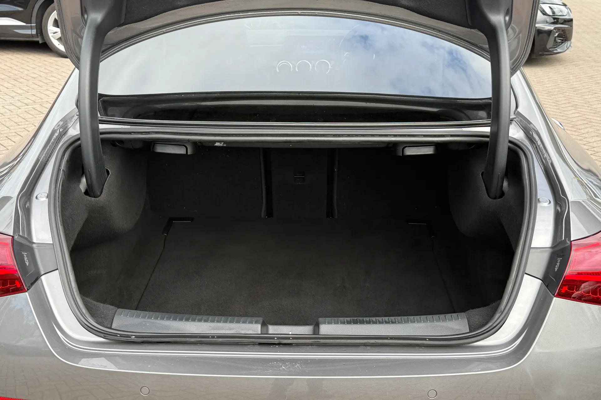 MERCEDES-BENZ CLA thumbnail image number 36