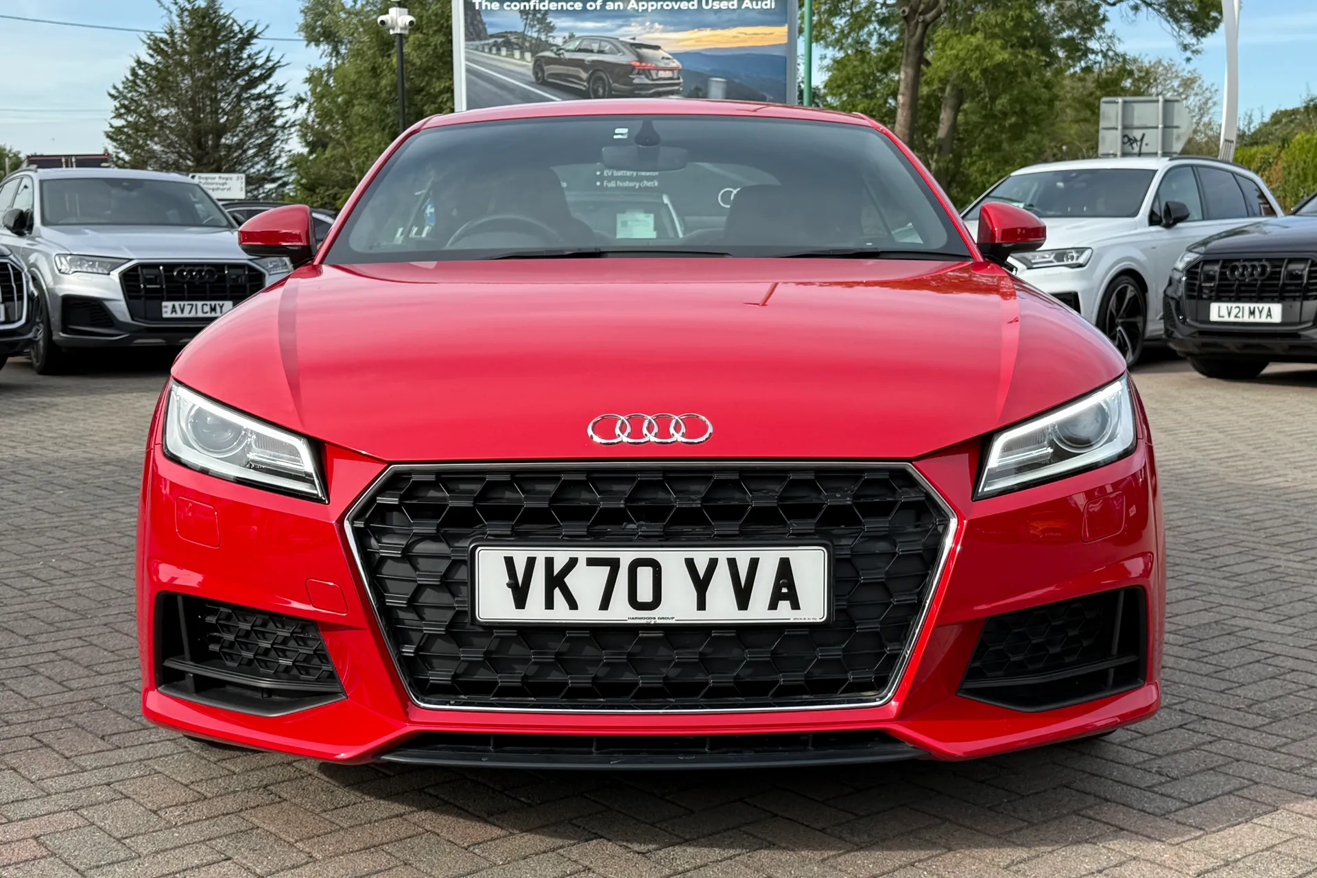 Audi TT thumbnail image number 20