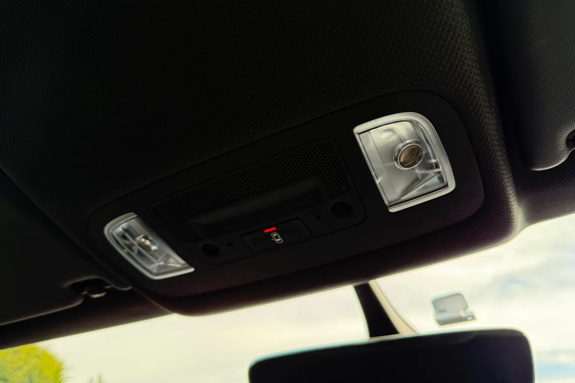 Audi TT thumbnail image number 15