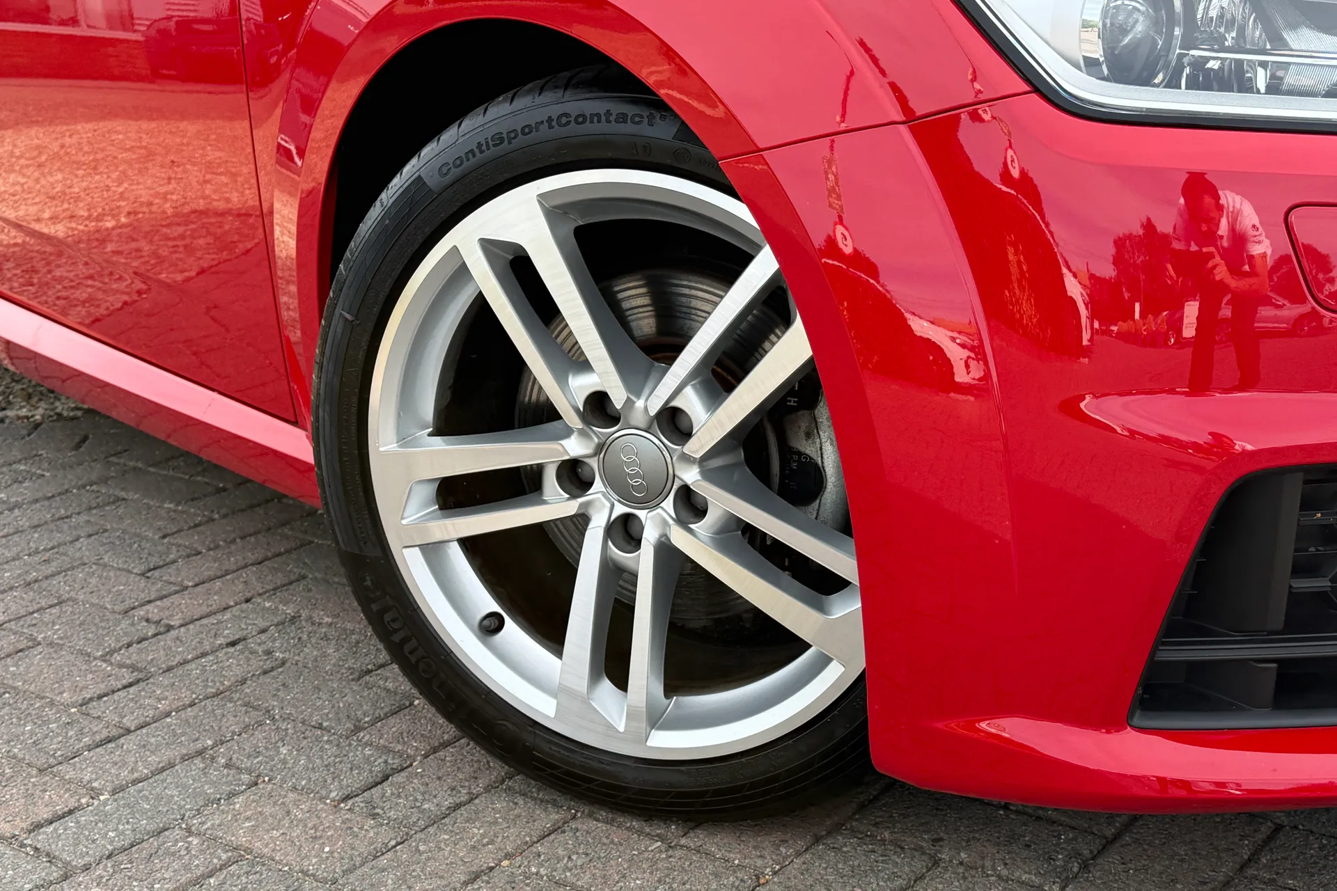 Audi TT thumbnail image number 6