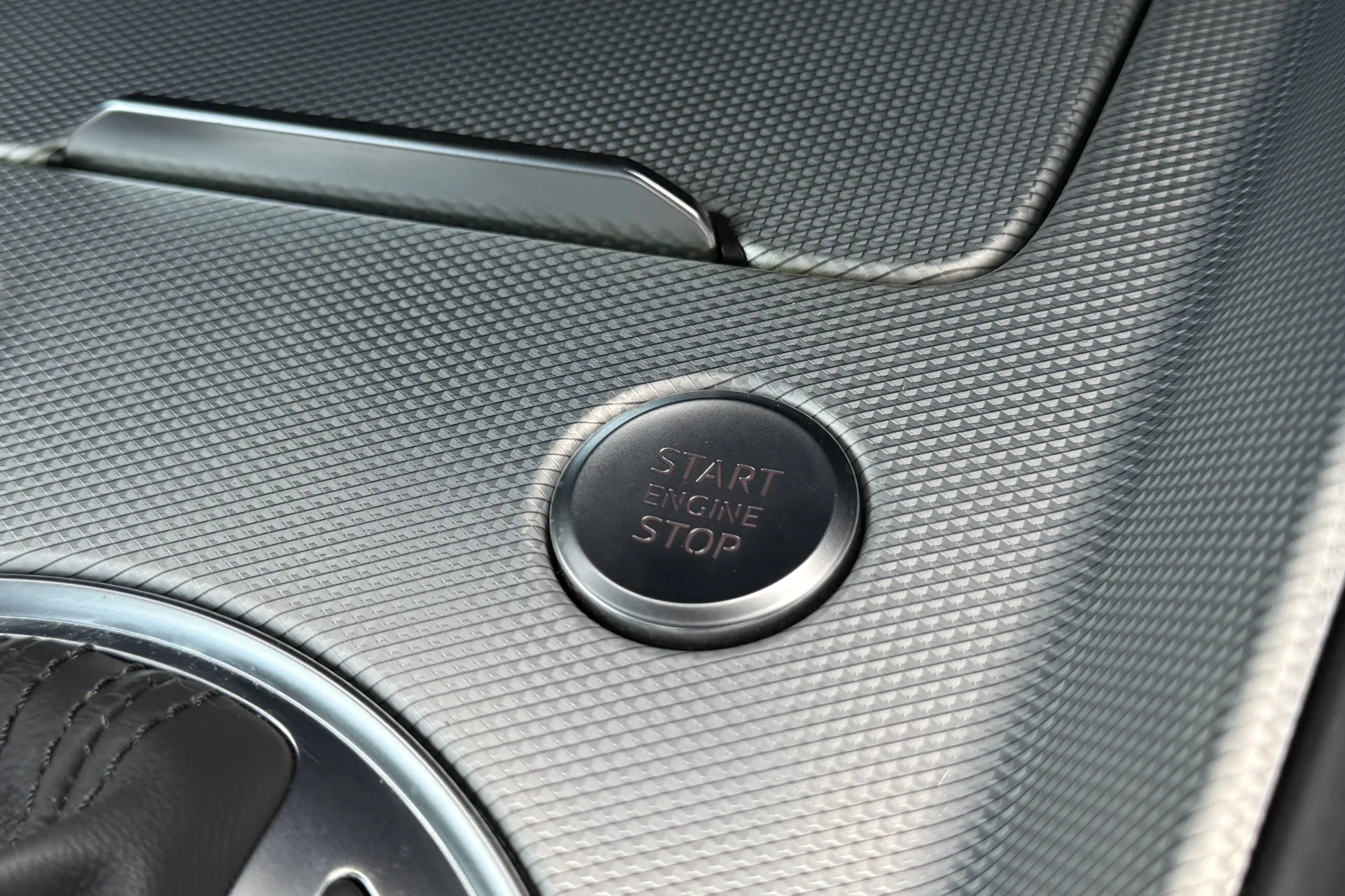 Audi TT thumbnail image number 34